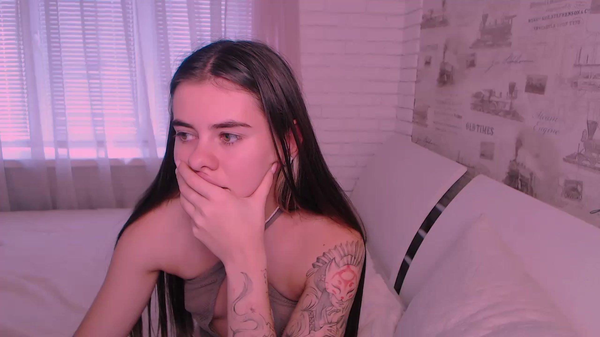 Gallery image thumbnail from ZoeMil's myfreecams stream on, 09/26/2024, 09:22 image 7 of 20