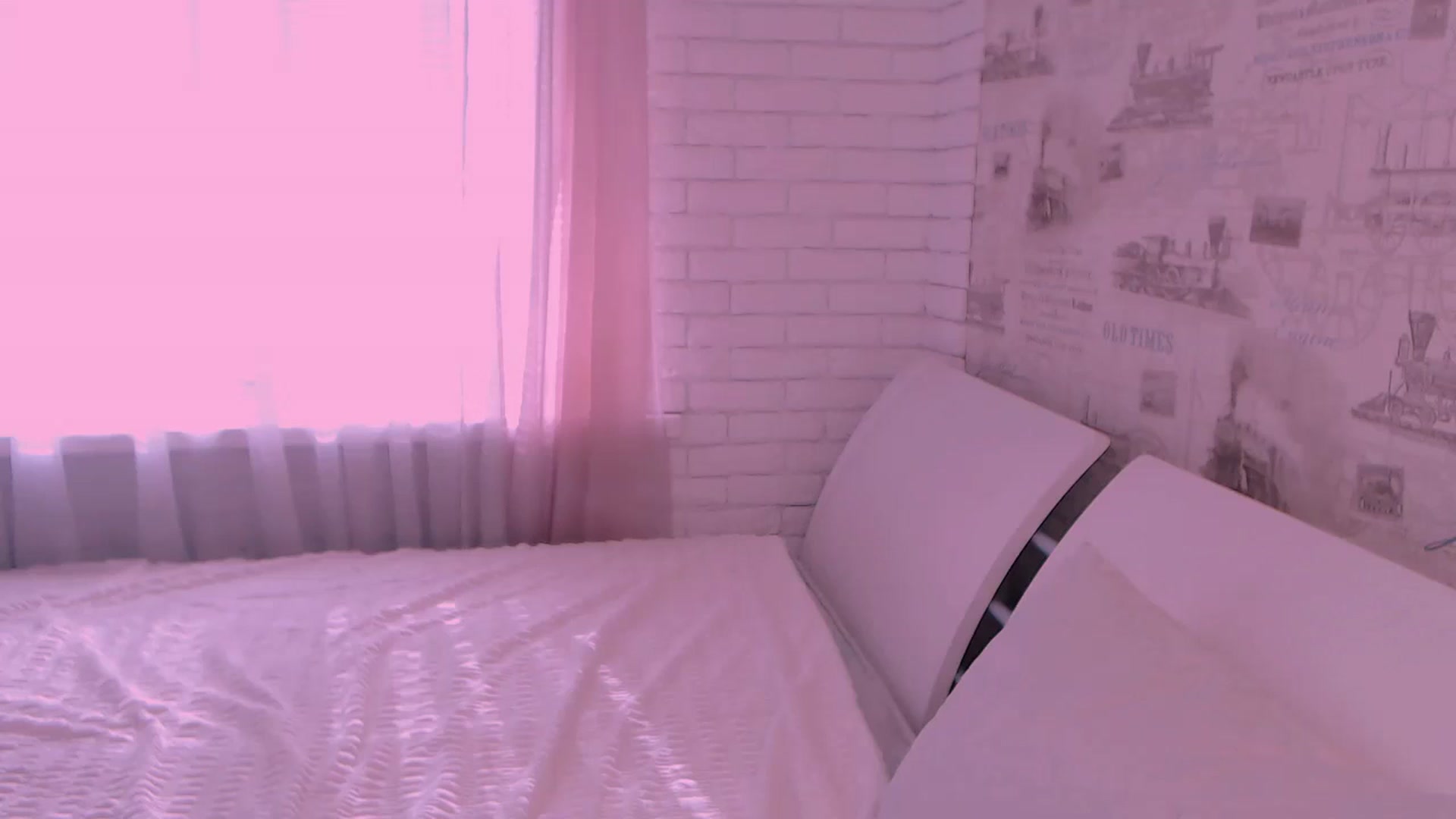 Gallery image thumbnail from ZoeMil's myfreecams stream on, 10/03/2024, 11:47 image 13 of 20