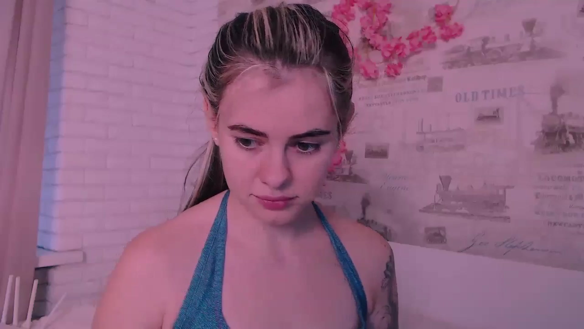 Gallery image thumbnail from ZoeMil's myfreecams stream on, 11/11/2024, 09:58 image 8 of 20