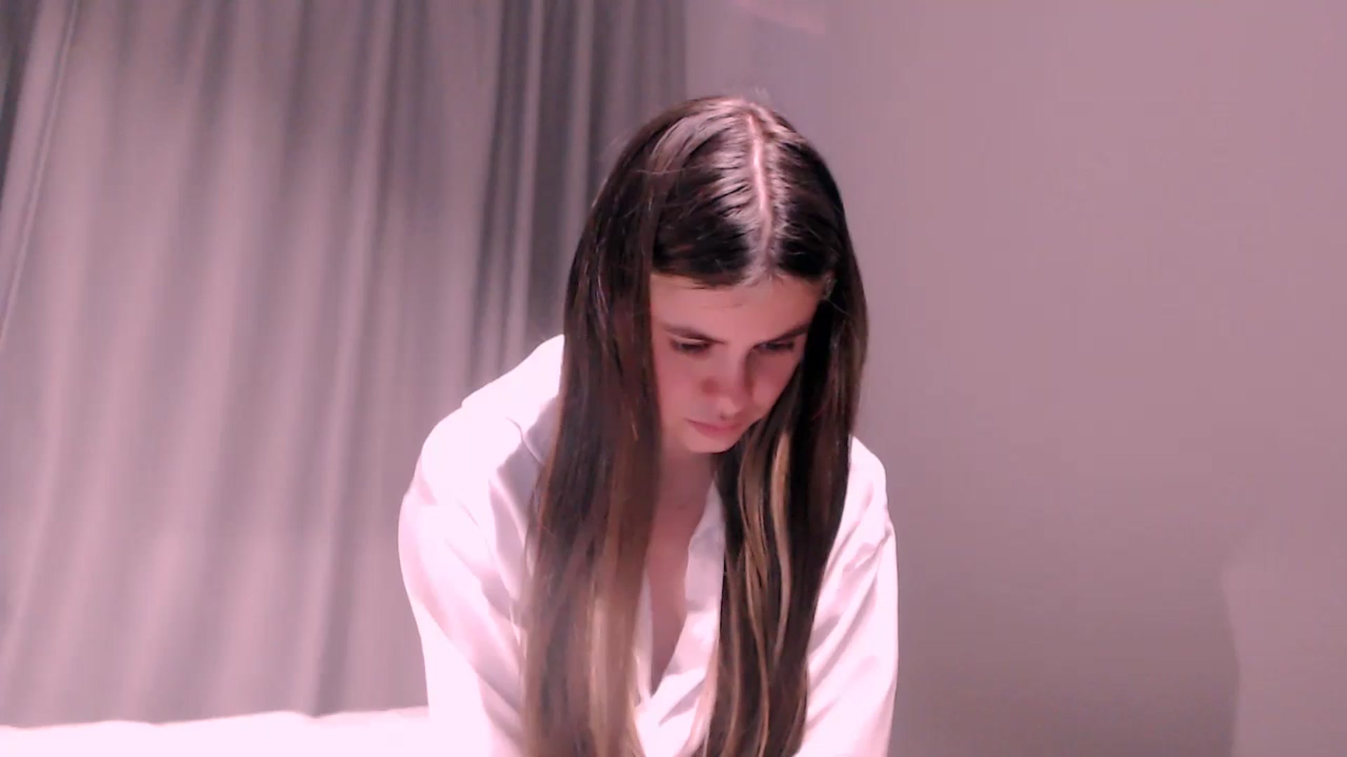 Gallery image thumbnail from ZoeMil's myfreecams stream on, 02/14/2025, 15:53 image 20 of 20