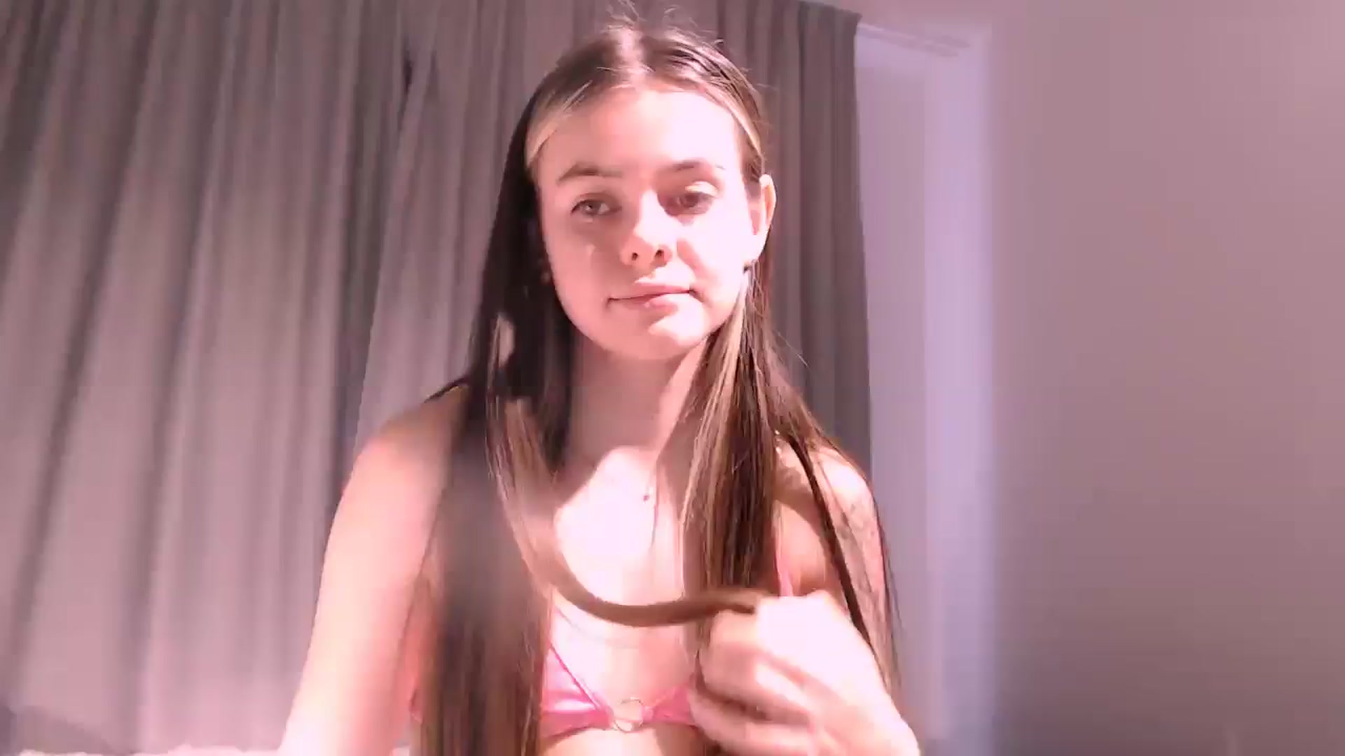 Gallery image thumbnail from ZoeMil's myfreecams stream on, 02/18/2025, 13:20 image 1 of 20