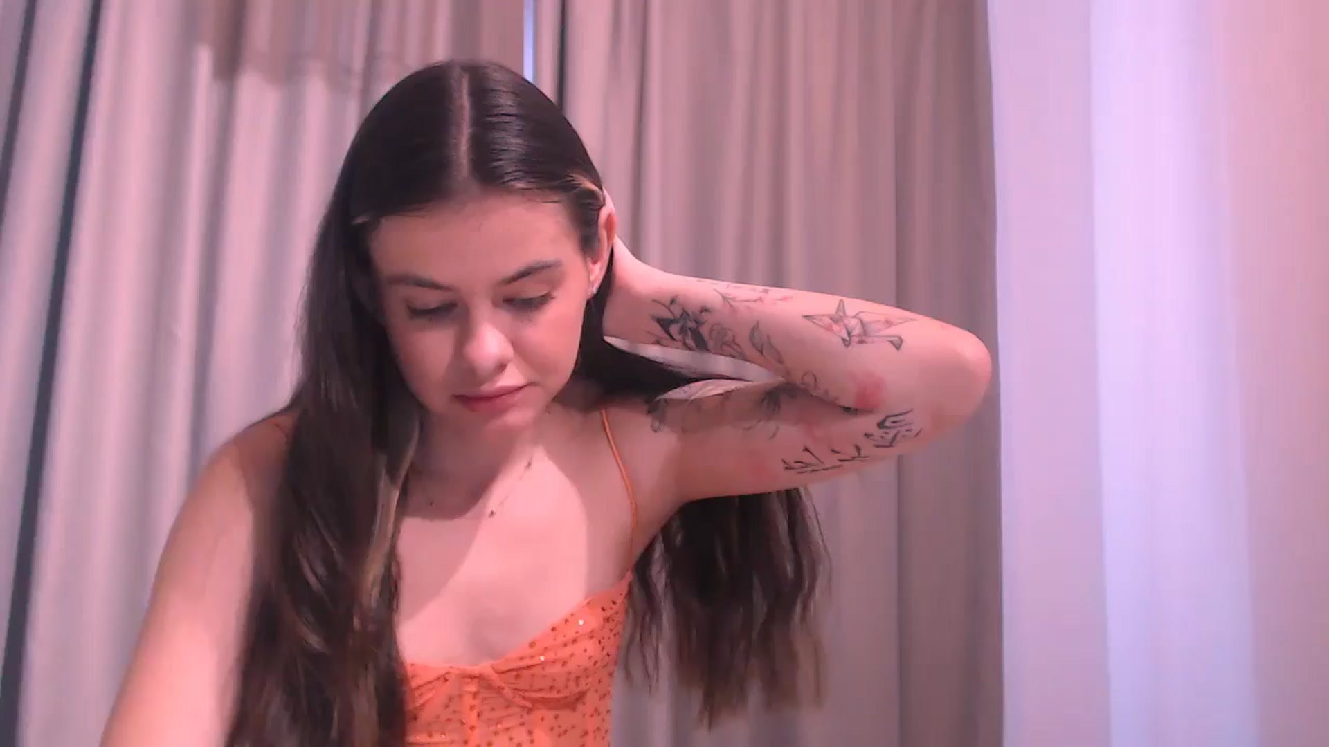 Gallery image thumbnail from ZoeMil's myfreecams stream on, 04/21/2025, 09:52 image 8 of 20