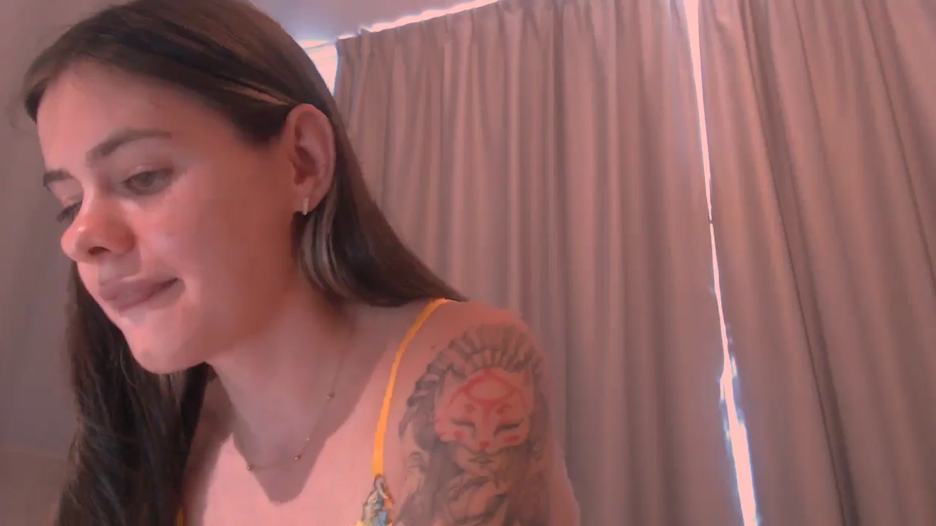 Gallery image thumbnail from ZoeMil's myfreecams stream on, 07/01/2025, 13:27 image 5 of 20