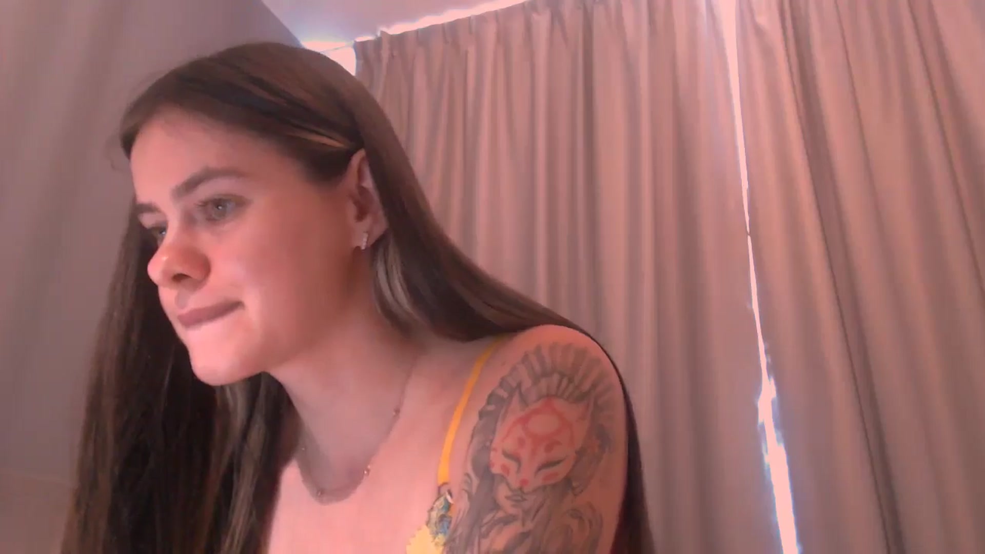 Gallery image thumbnail from ZoeMil's myfreecams stream on, 07/01/2025, 13:27 image 8 of 20