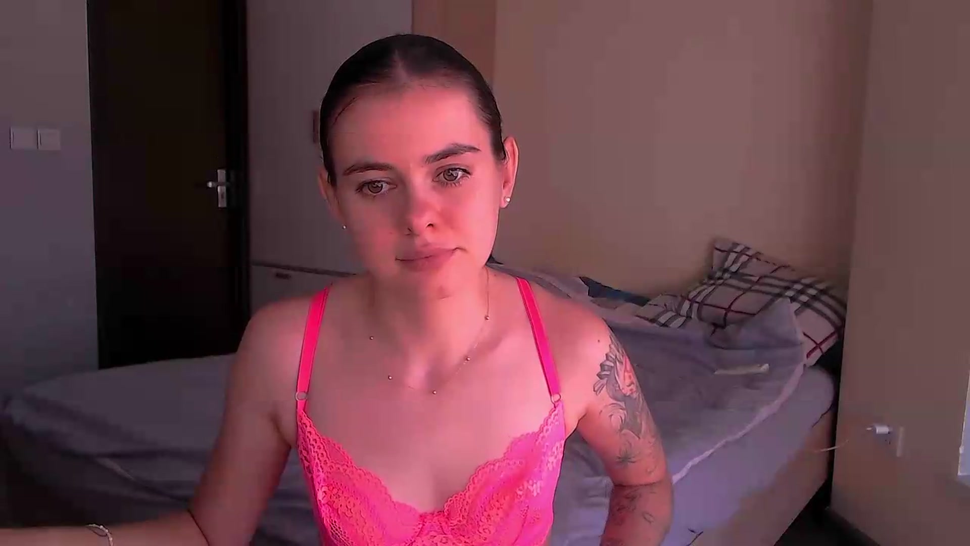 Gallery image thumbnail from ZoeMil's myfreecams stream on, 05/12/2026, 08:55 image 10 of 20