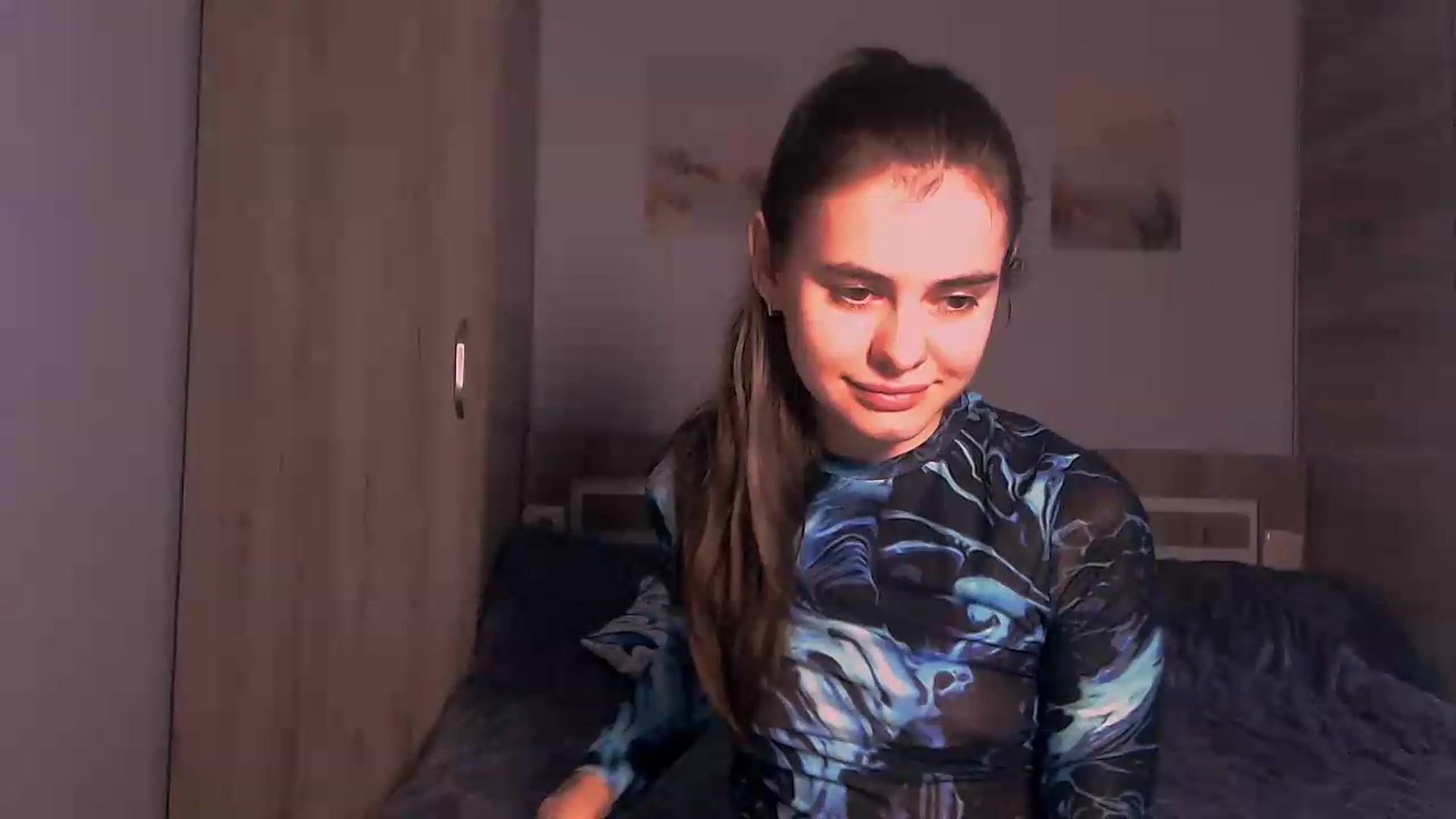 Gallery image thumbnail from ZoeMil's myfreecams stream on, 07/08/2026, 09:55 image 14 of 20