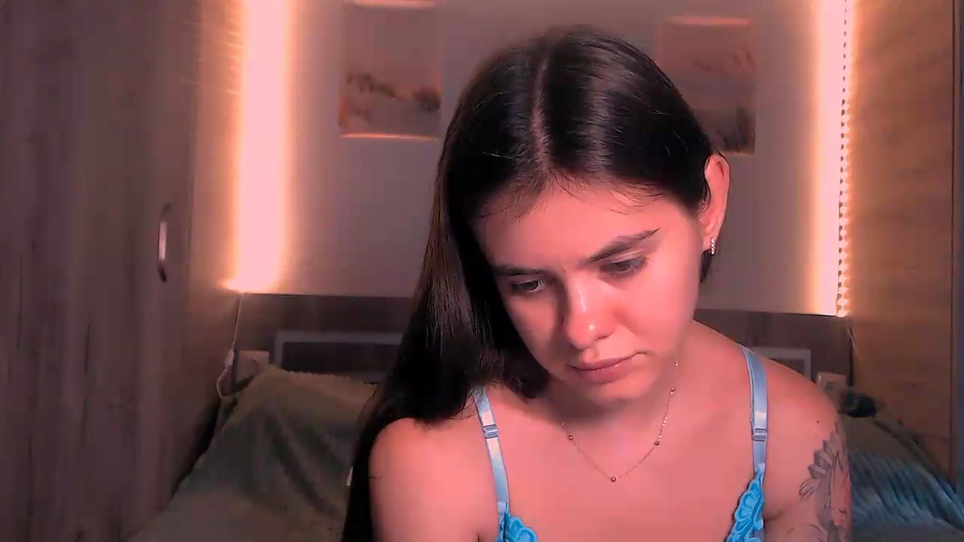 Gallery image thumbnail from ZoeMil's myfreecams stream on, 07/13/2026, 11:04 image 15 of 20