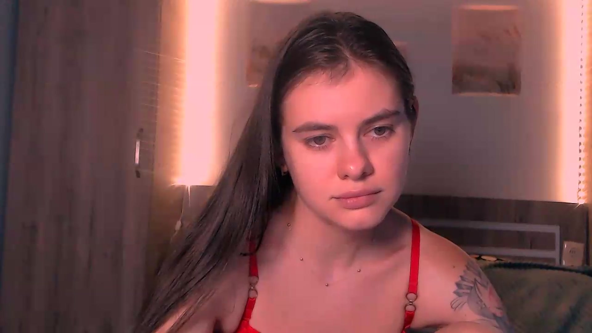 Gallery image thumbnail from ZoeMil's myfreecams stream on, 07/15/2026, 13:11 image 3 of 20