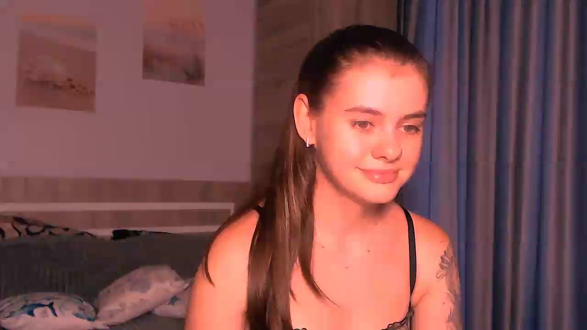 Gallery image thumbnail from ZoeMil's myfreecams stream on, 07/21/2026, 12:20 image 6 of 20