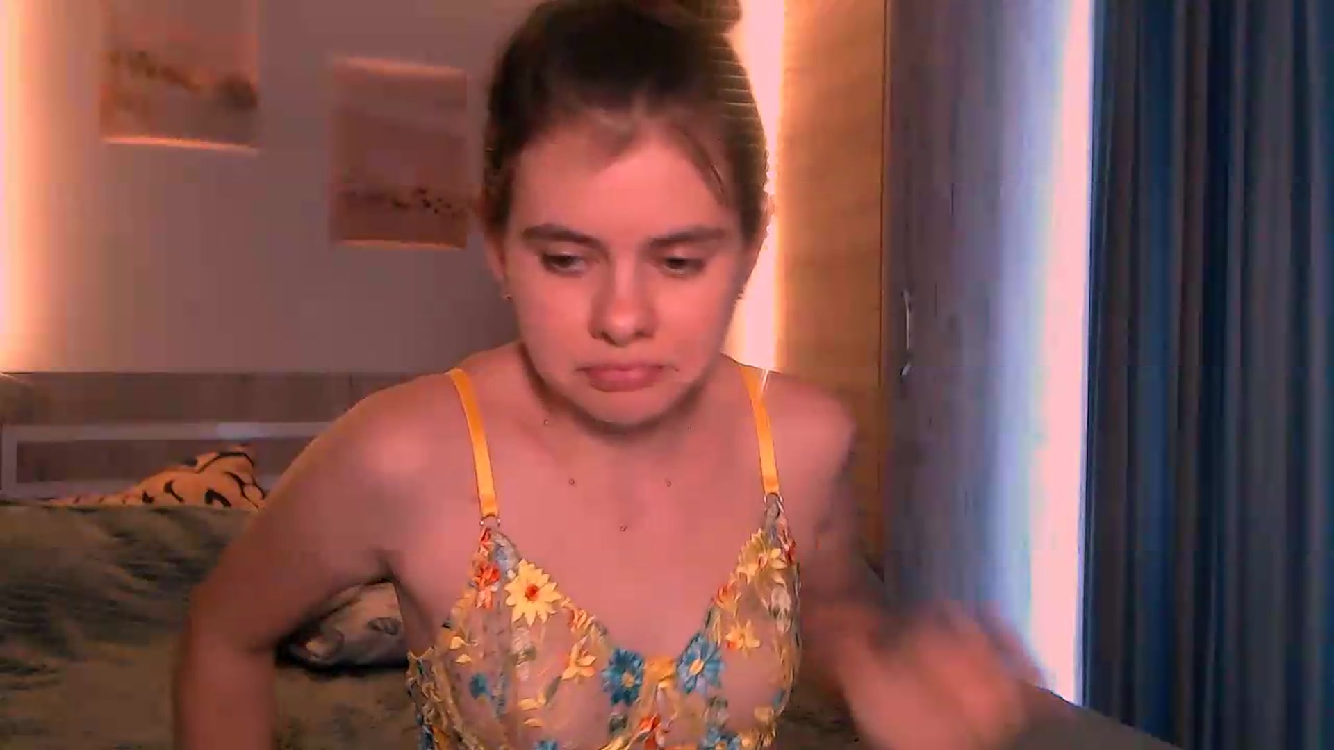 Gallery image thumbnail from ZoeMil's myfreecams stream on, 07/28/2026, 12:51 image 15 of 20