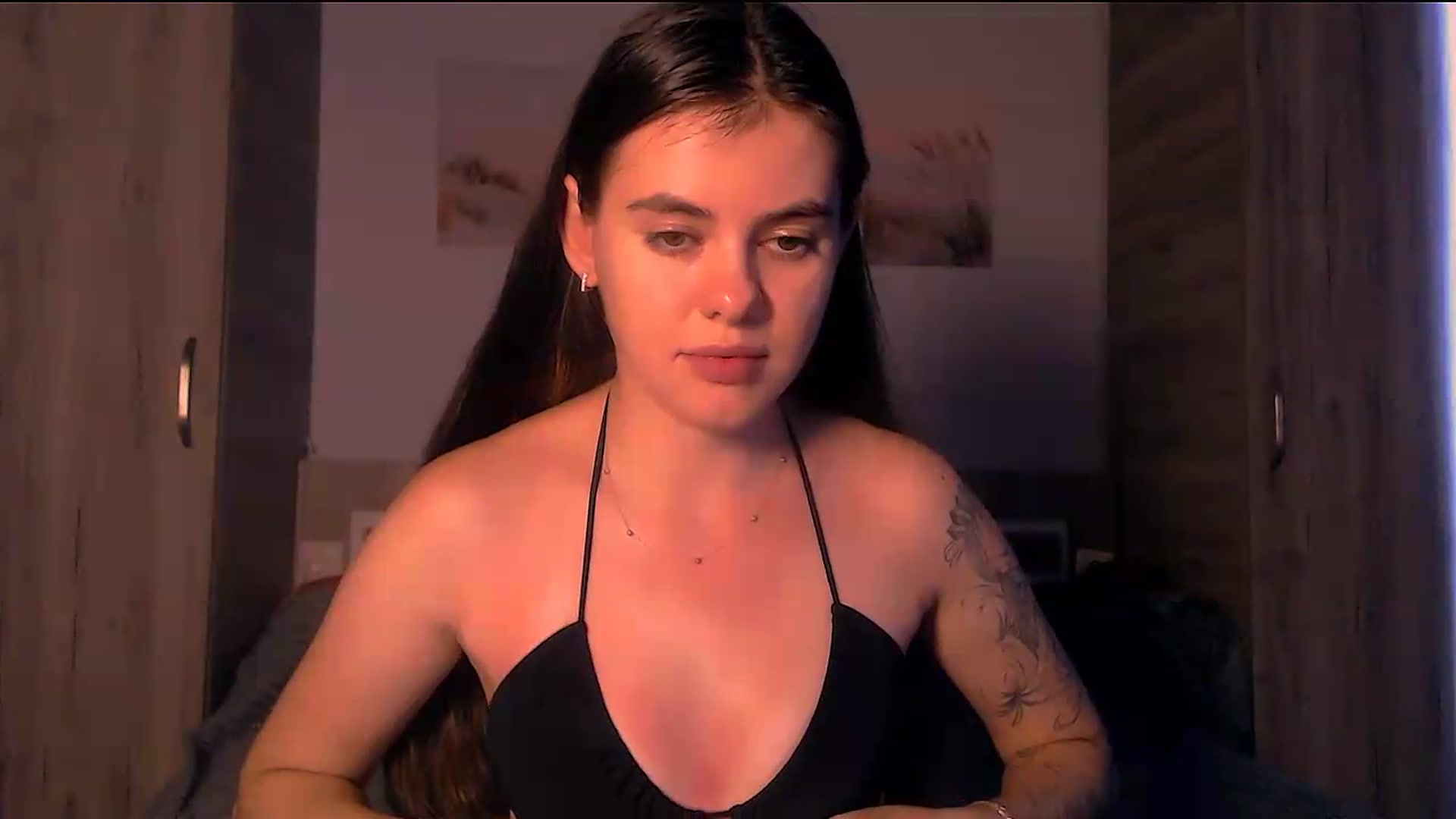 Gallery image thumbnail from ZoeMil's myfreecams stream on, 08/10/2026, 08:59 image 4 of 20