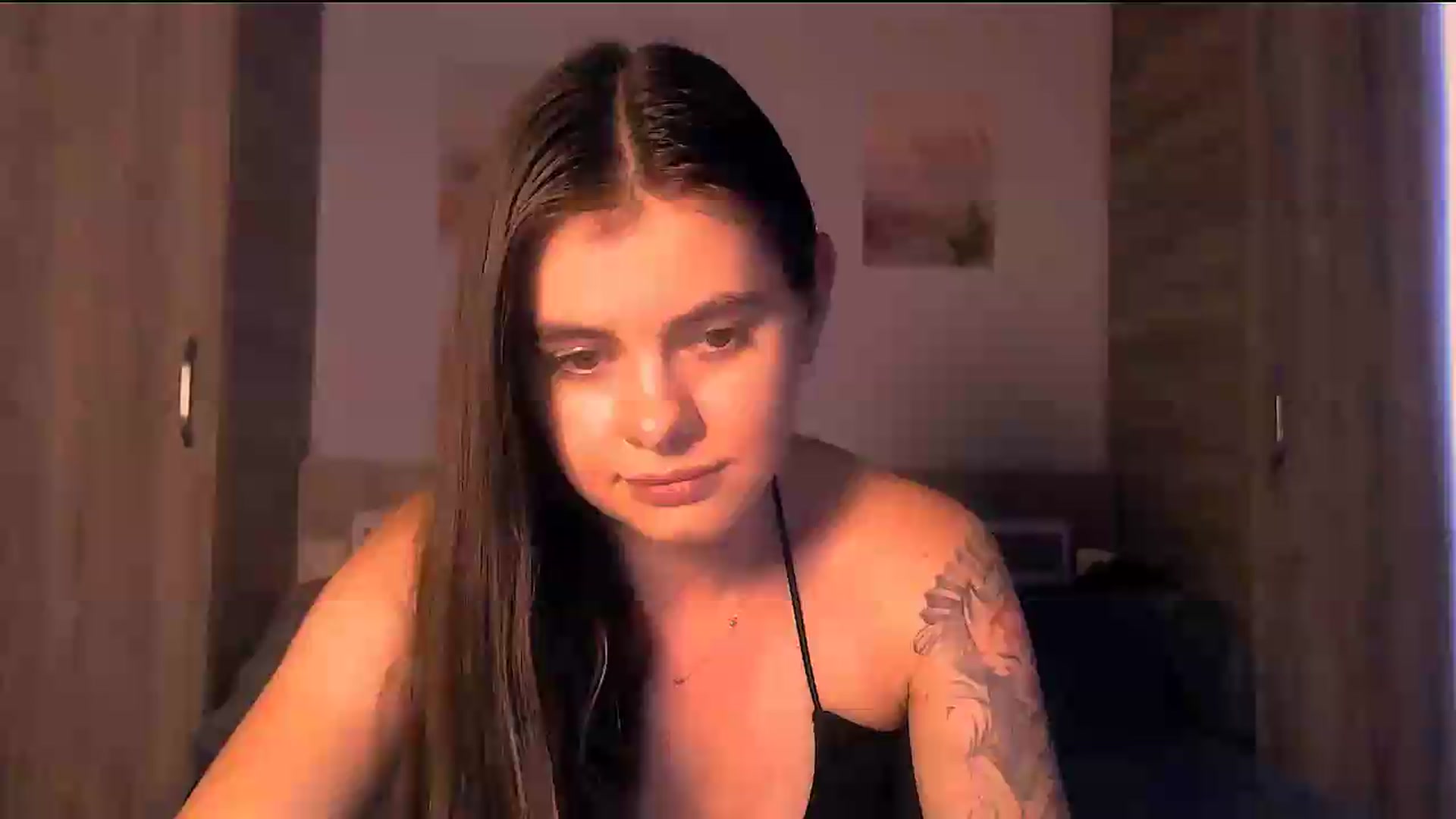 Gallery image thumbnail from ZoeMil's myfreecams stream on, 08/10/2026, 08:59 image 5 of 20