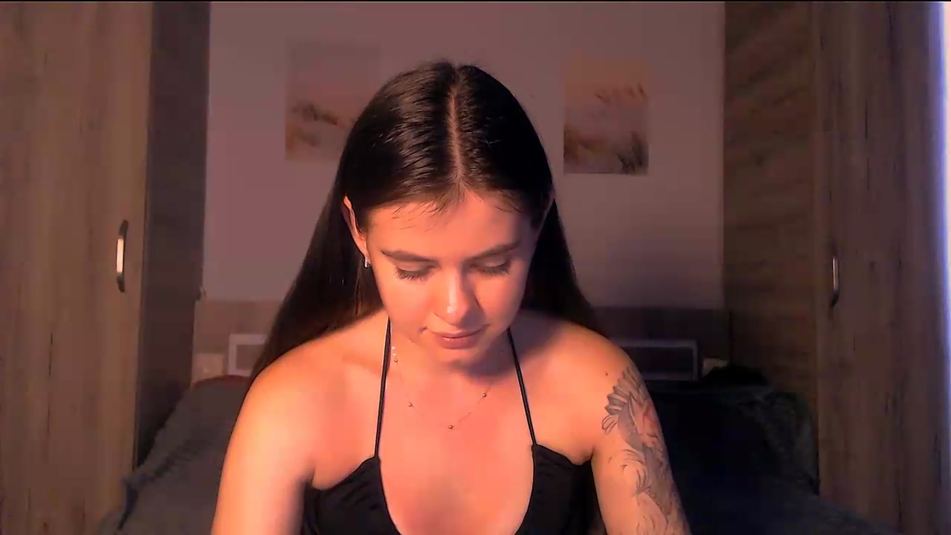 Gallery image thumbnail from ZoeMil's myfreecams stream on, 08/10/2026, 08:59 image 2 of 20