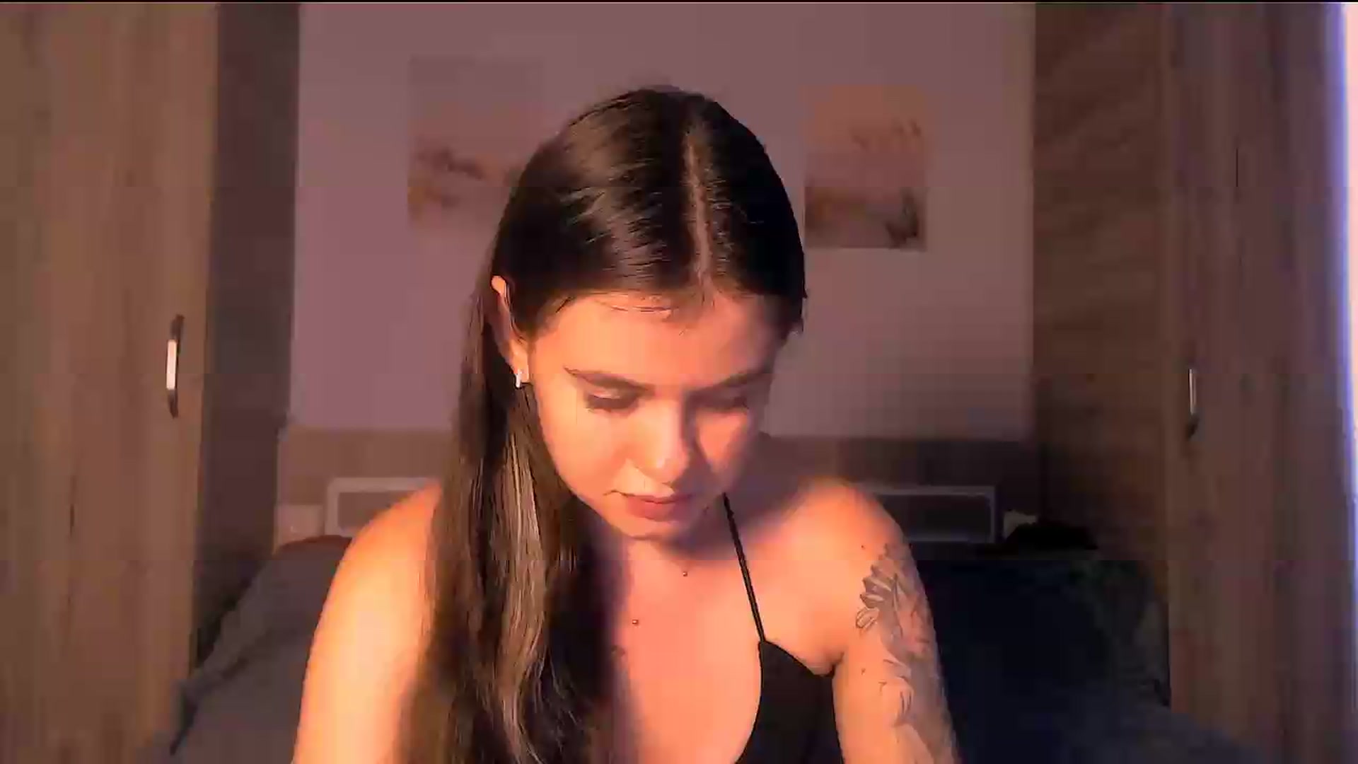 Gallery image thumbnail from ZoeMil's myfreecams stream on, 08/10/2026, 08:59 image 7 of 20