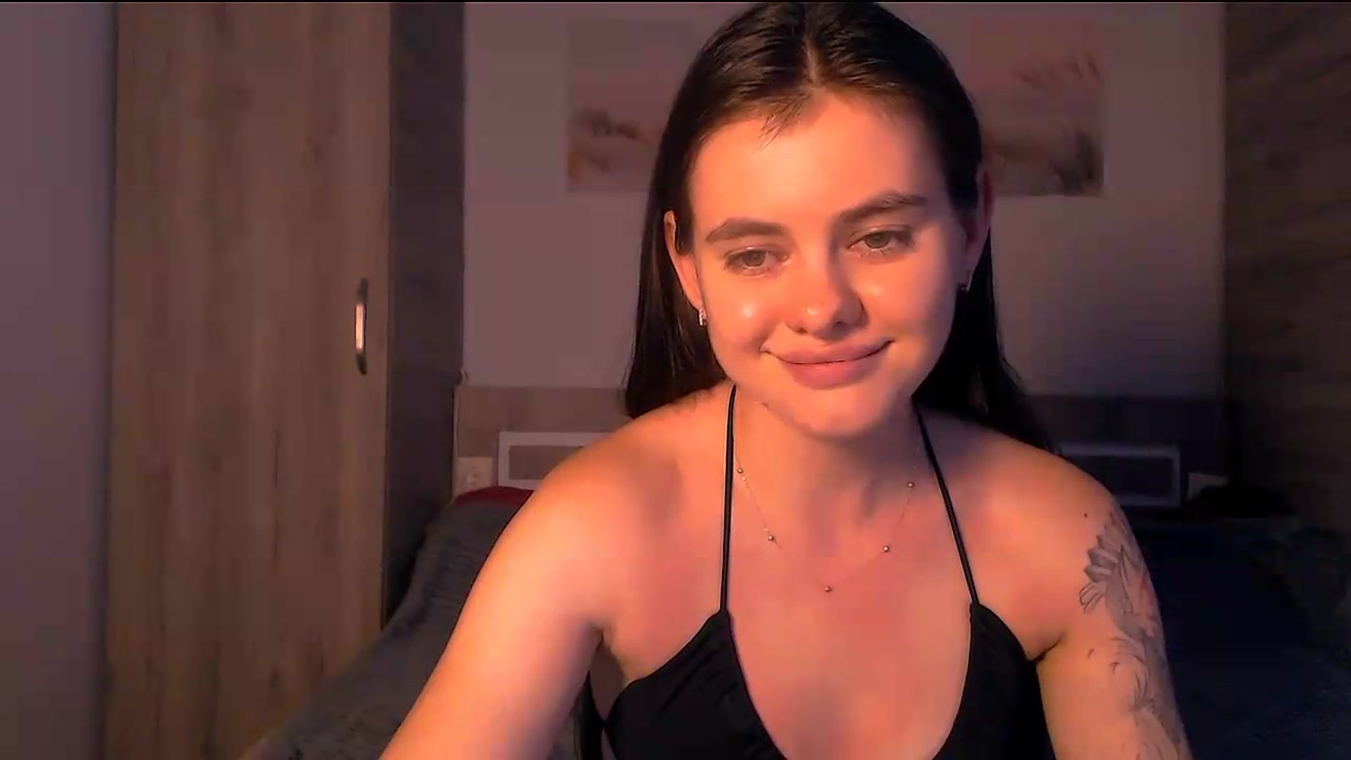 Gallery image thumbnail from ZoeMil's myfreecams stream on, 08/10/2026, 09:58 image 2 of 20
