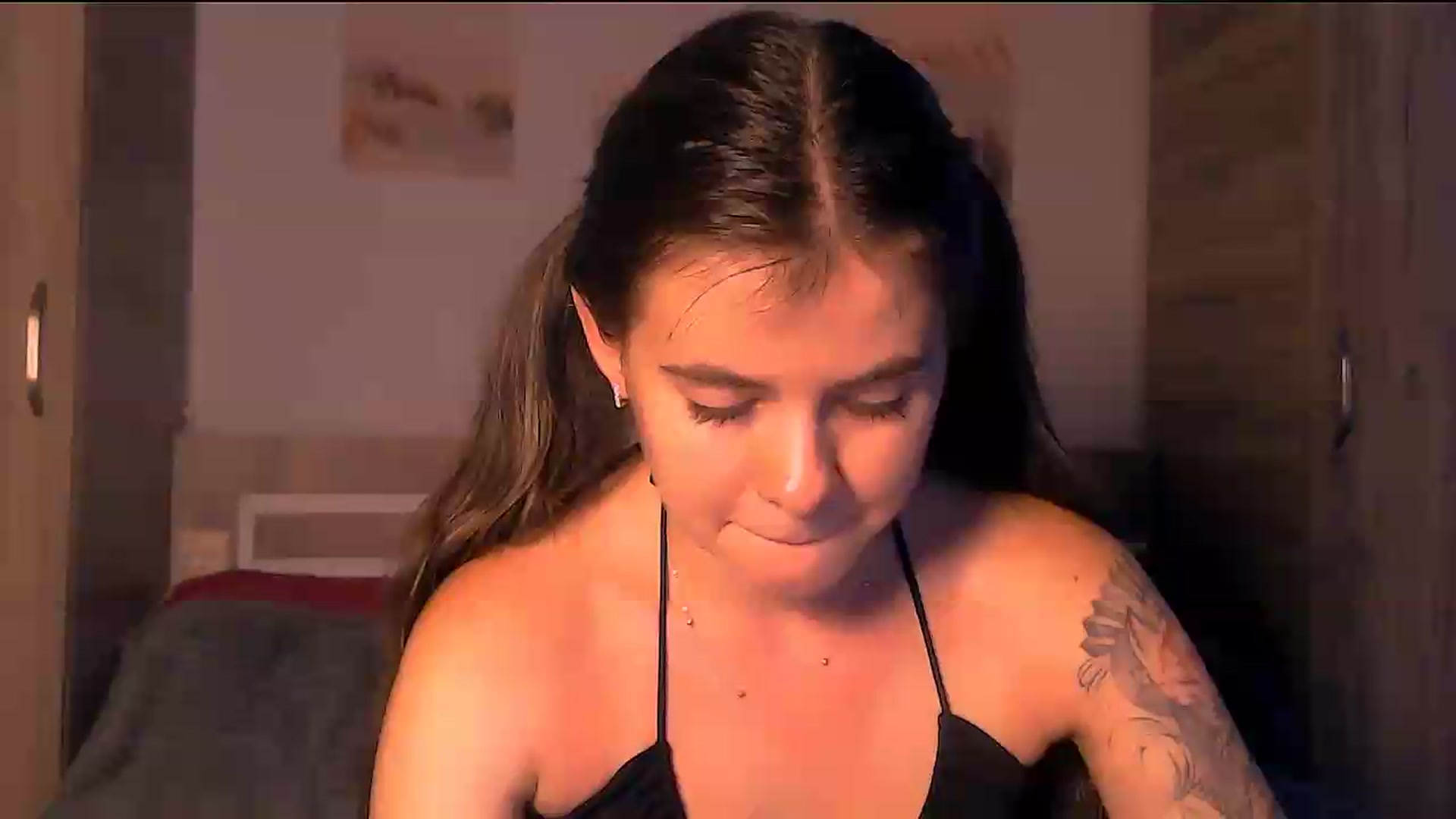 Gallery image thumbnail from ZoeMil's myfreecams stream on, 08/10/2026, 13:11 image 1 of 20