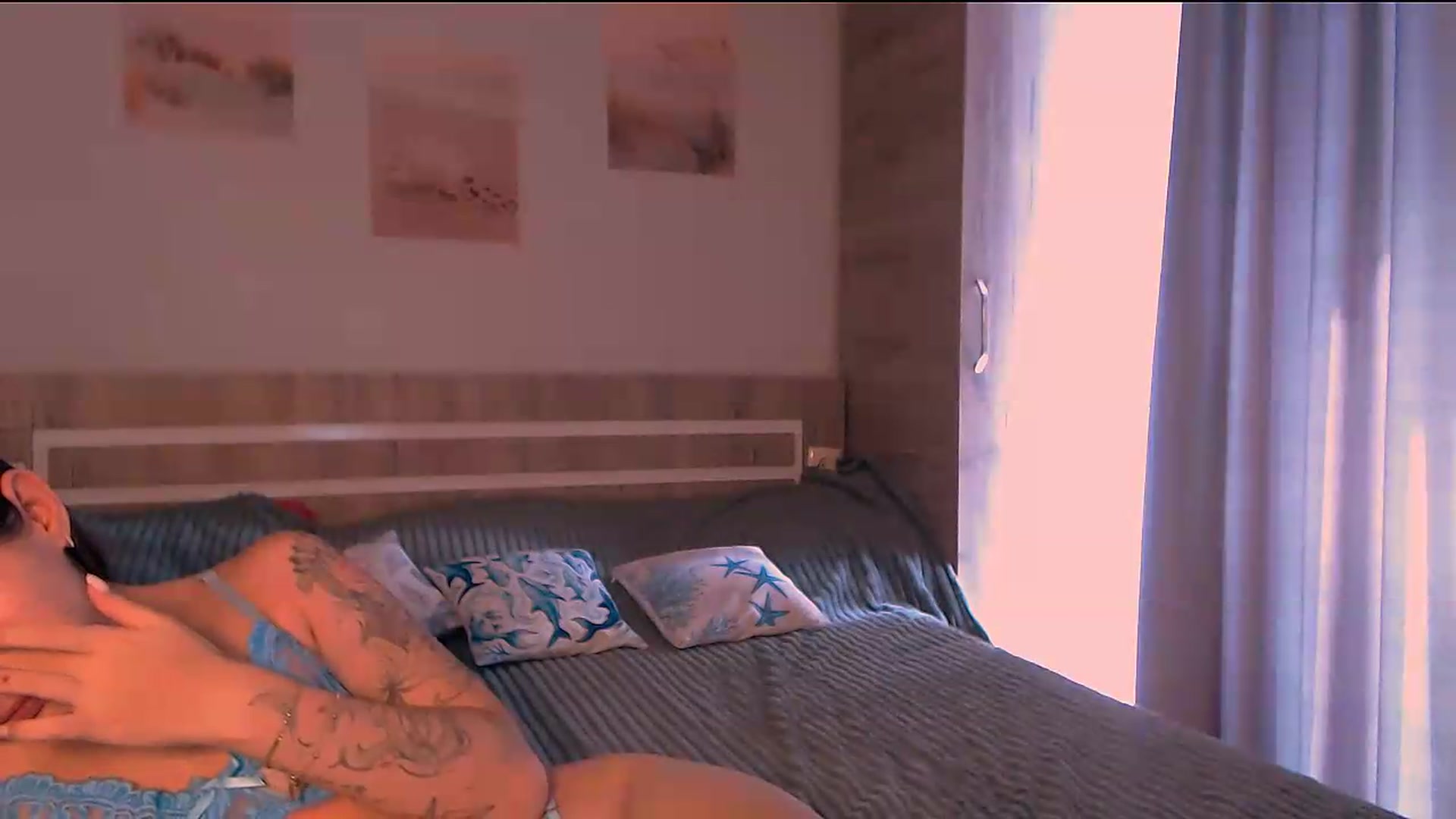 Gallery image thumbnail from ZoeMil's myfreecams stream on, 08/11/2026, 09:58 image 8 of 20