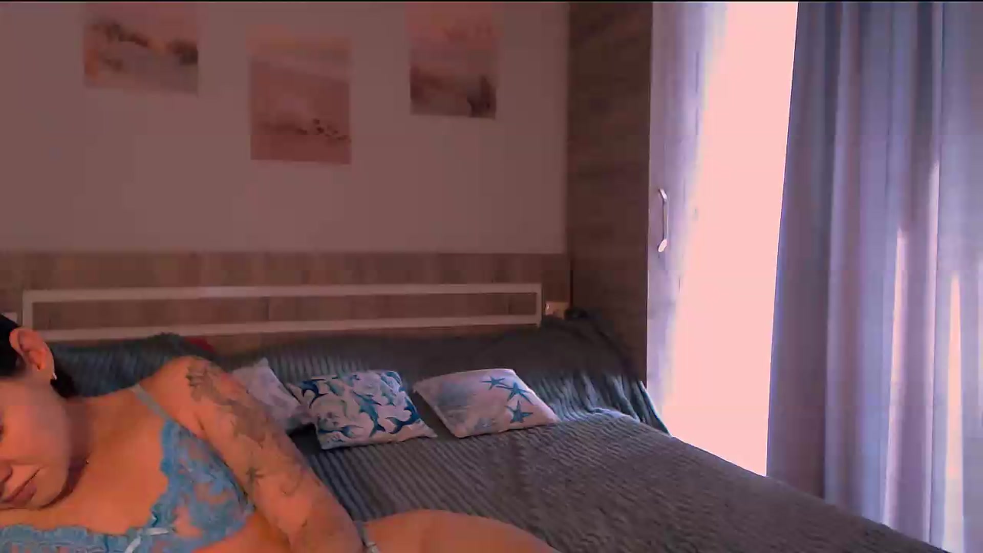Gallery image thumbnail from ZoeMil's myfreecams stream on, 08/11/2026, 09:58 image 17 of 20