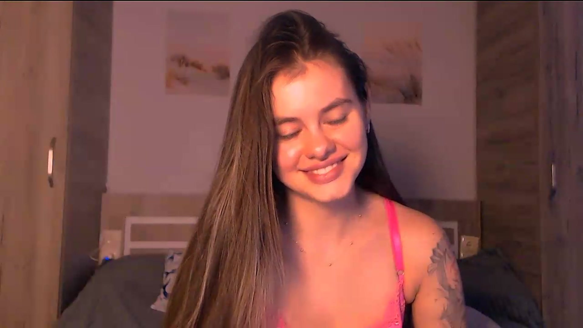 Gallery image thumbnail from ZoeMil's myfreecams stream on, 08/13/2026, 08:44 image 20 of 20