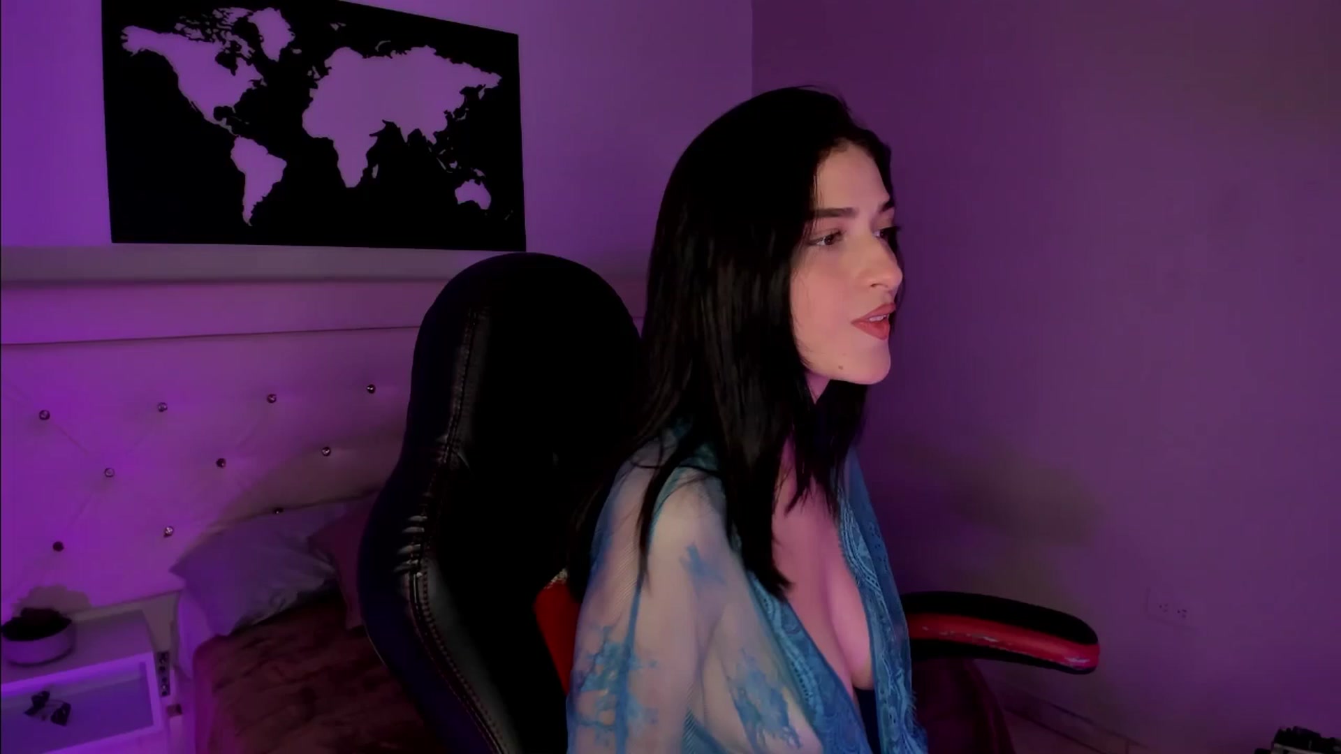 Gallery image thumbnail from ZoeValencia's myfreecams stream on, 06/11/2025, 13:33 image 5 of 20