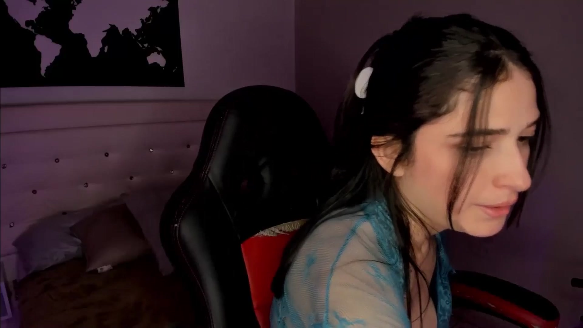 Gallery image thumbnail from ZoeValencia's myfreecams stream on, 06/11/2025, 15:05 image 9 of 20