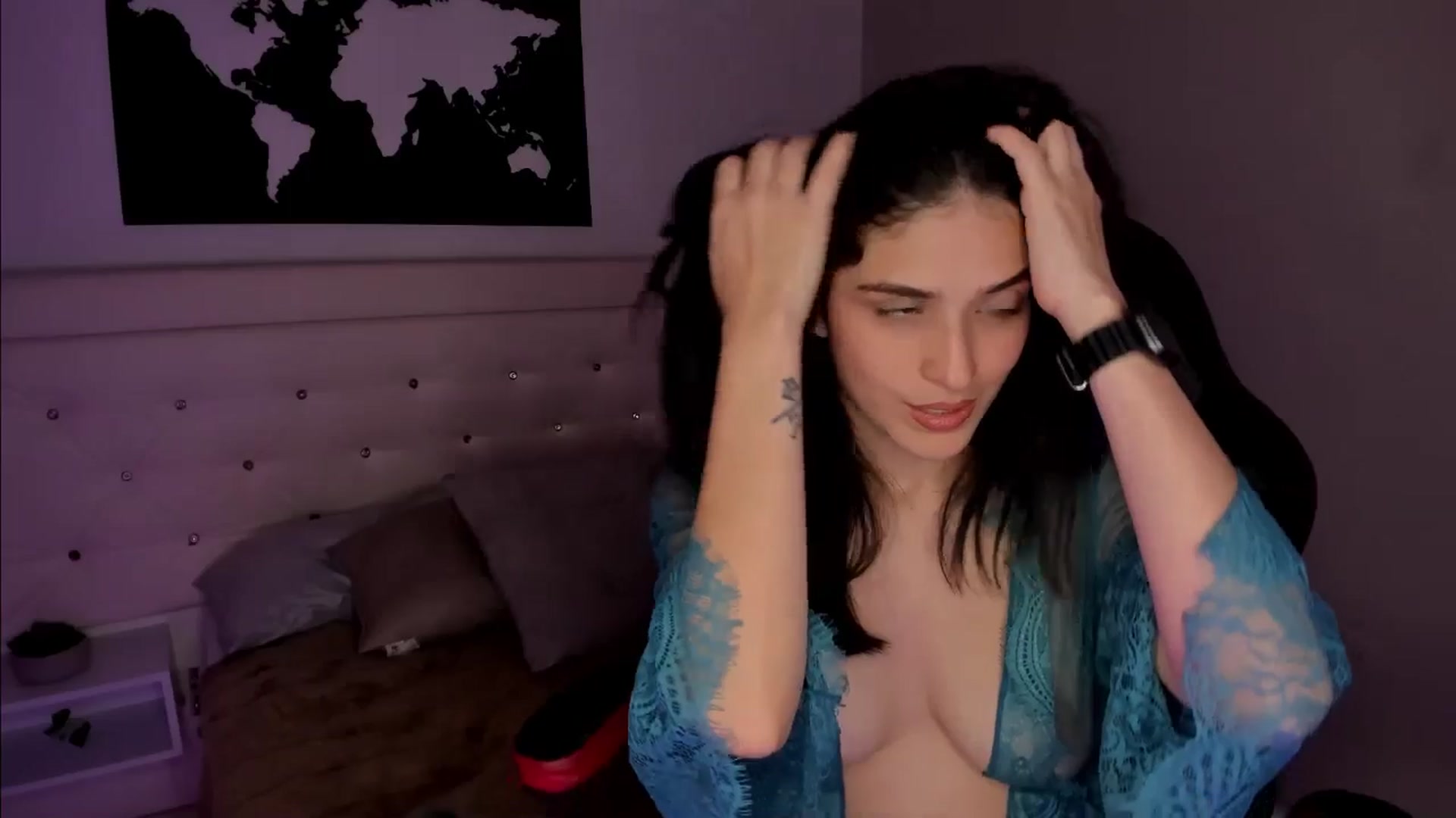 Gallery image thumbnail from ZoeValencia's myfreecams stream on, 06/11/2025, 16:28 image 18 of 20