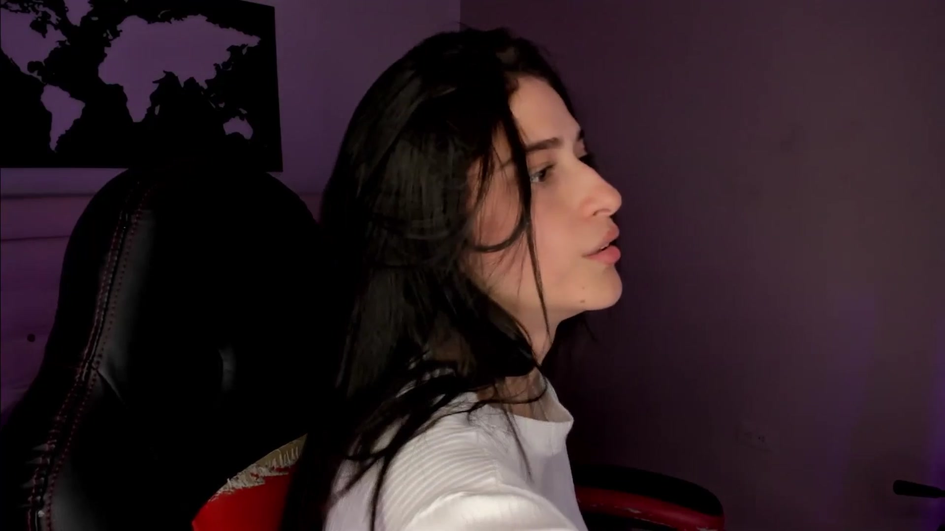 Gallery image thumbnail from ZoeValencia's myfreecams stream on, 06/11/2025, 18:20 image 17 of 20