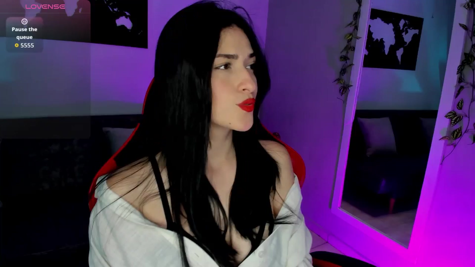 Gallery image thumbnail from ZoeValencia's myfreecams stream on, 12/31/2025, 13:51 image 13 of 20