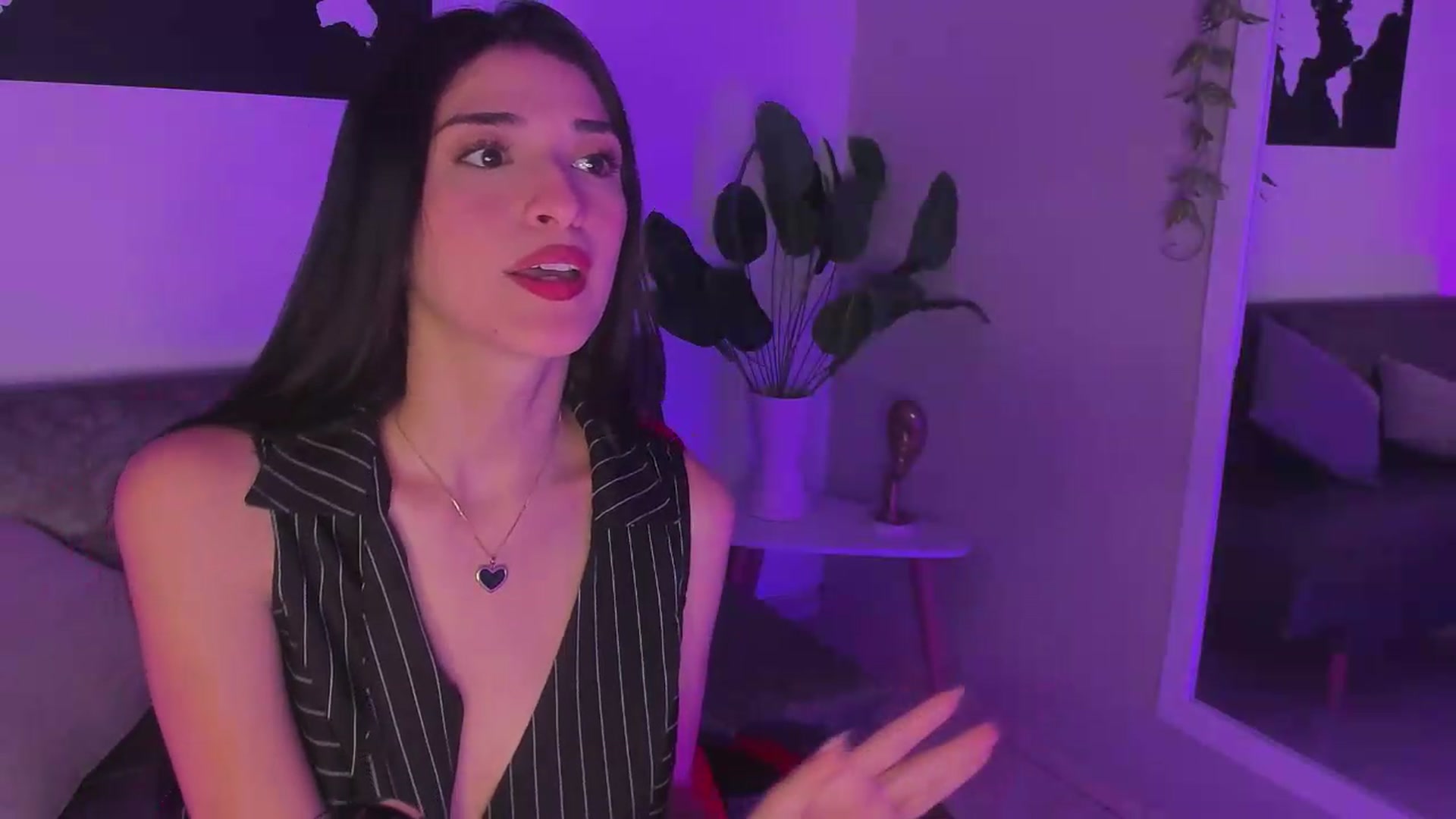 Gallery image thumbnail from ZoeValencia's myfreecams stream on, 06/23/2026, 14:24 image 6 of 20