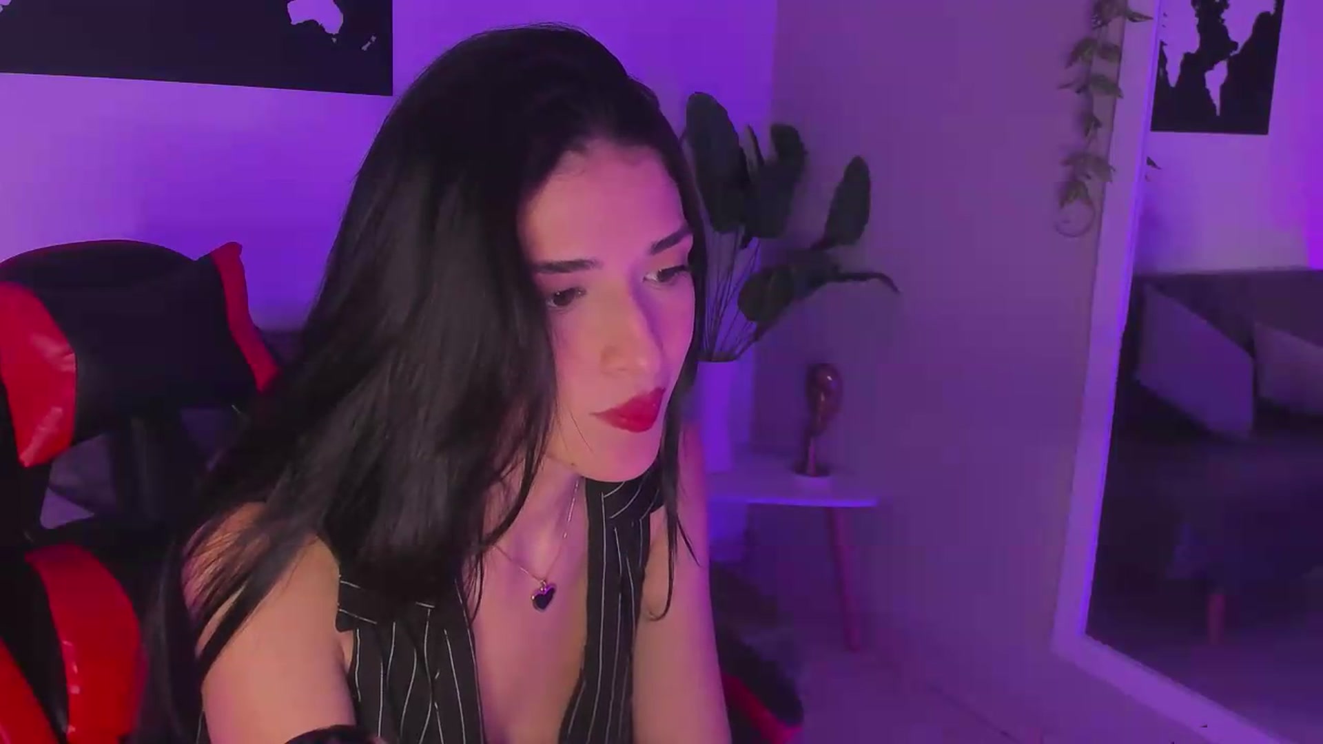 Gallery image thumbnail from ZoeValencia's myfreecams stream on, 06/23/2026, 14:24 image 12 of 20