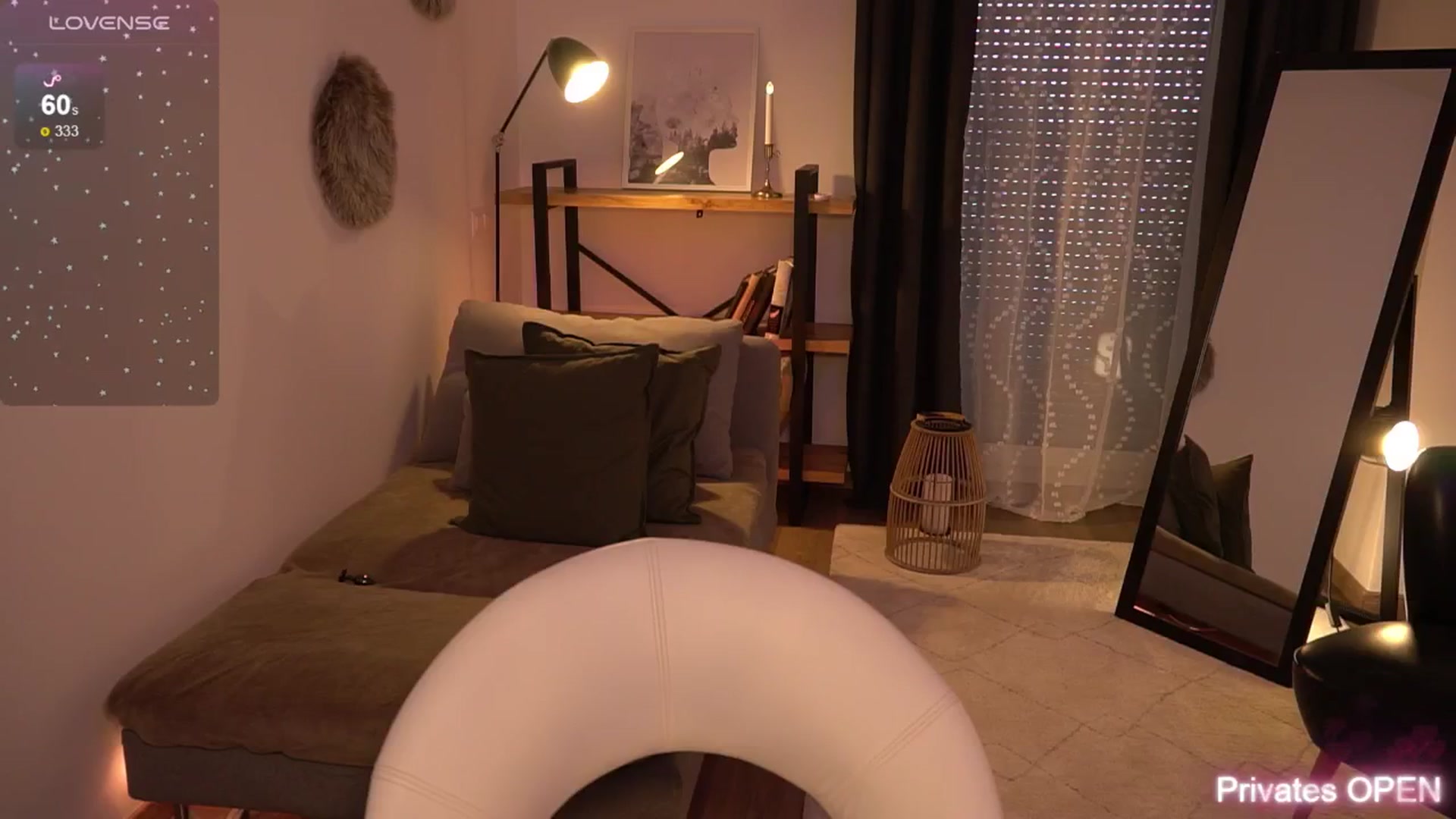Gallery image thumbnail from ZoeZolton's myfreecams stream on, 05/03/2024, 15:25 image 18 of 20