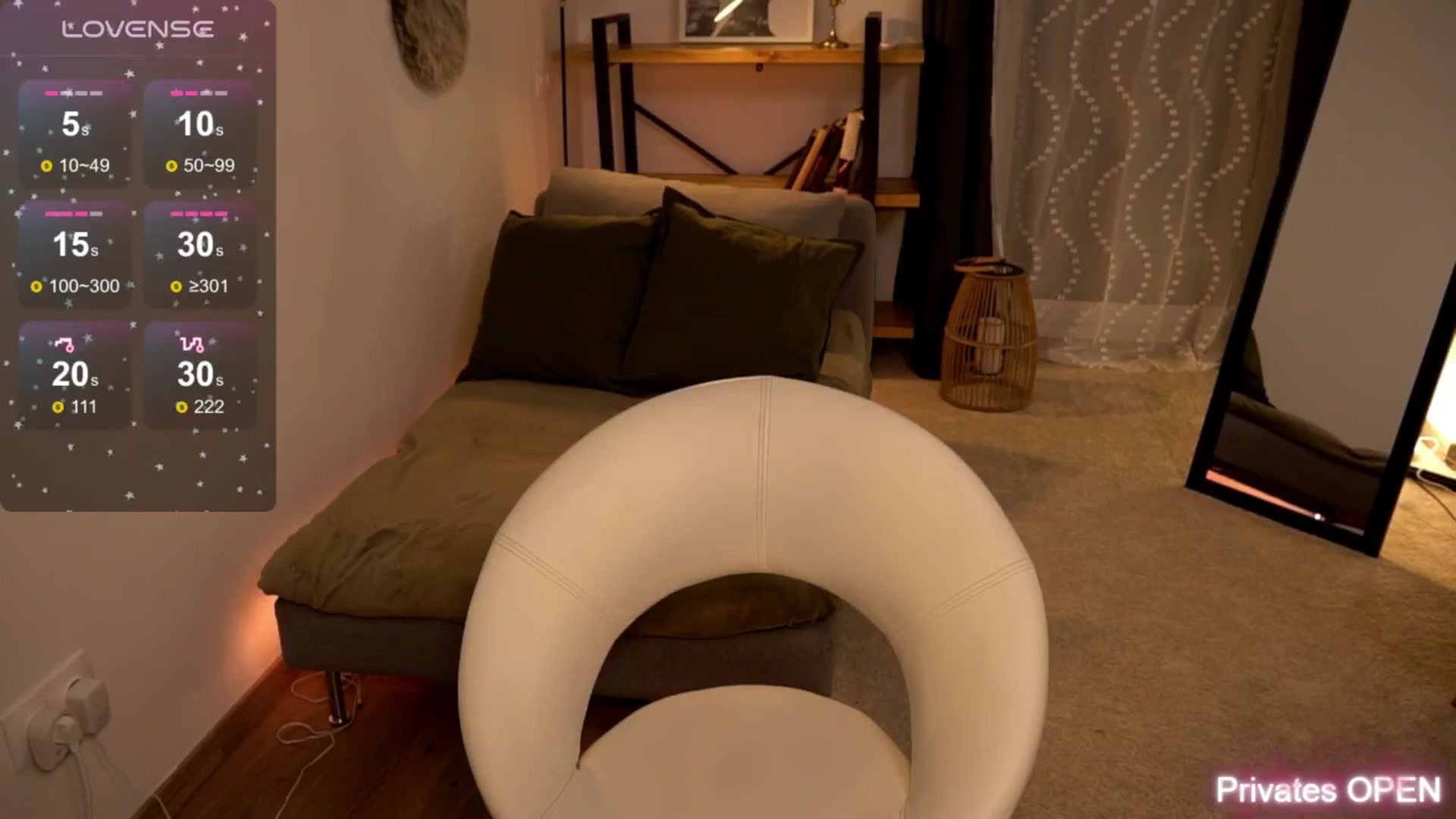 Gallery image thumbnail from ZoeZolton's myfreecams stream on, 05/05/2024, 20:02 image 20 of 20