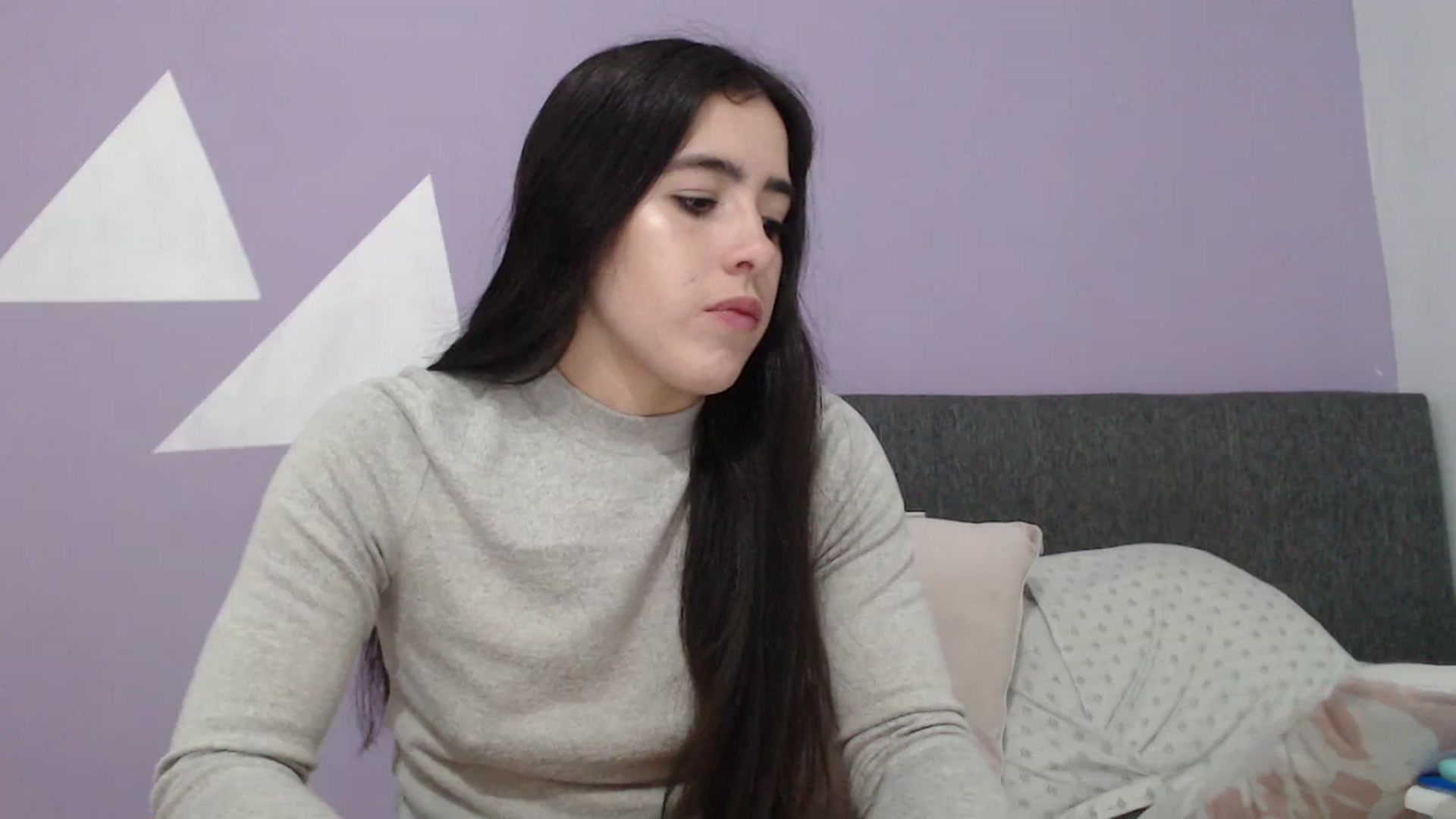 Gallery image thumbnail from Zoe_mill3r's myfreecams stream on, 11/20/2023, 24:23 image 15 of 20