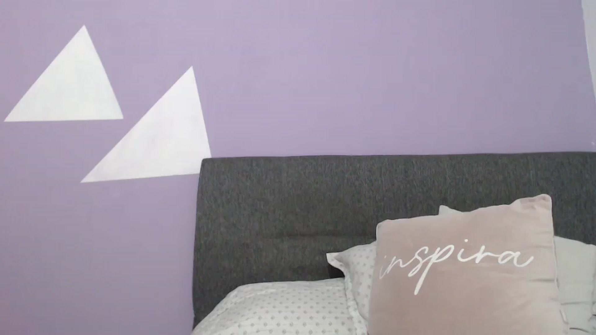 Gallery image thumbnail from Zoe_mill3r's myfreecams stream on, 11/20/2023, 24:23 image 1 of 20