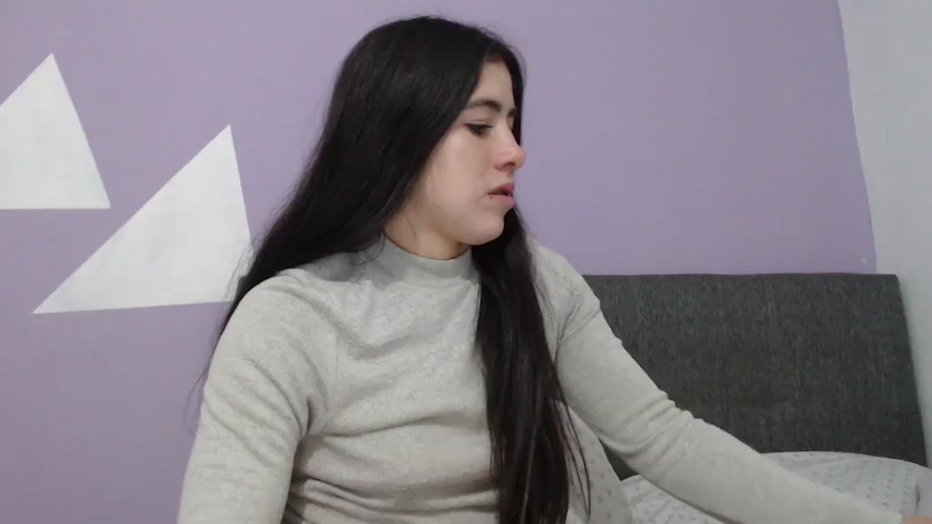 Gallery image thumbnail from Zoe_mill3r's myfreecams stream on, 11/20/2023, 03:34 image 15 of 20