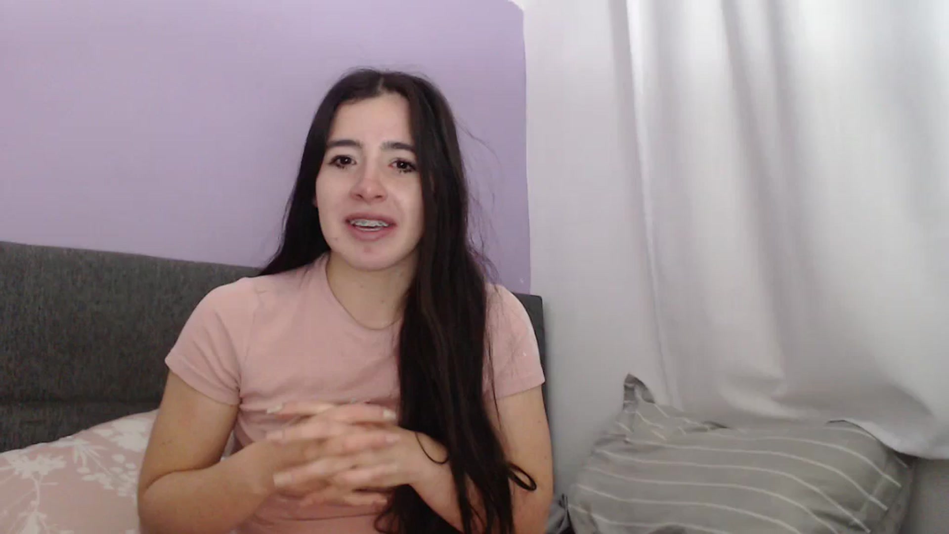 Gallery image thumbnail from Zoe_mill3r's myfreecams stream on, 12/08/2023, 10:25 image 1 of 20