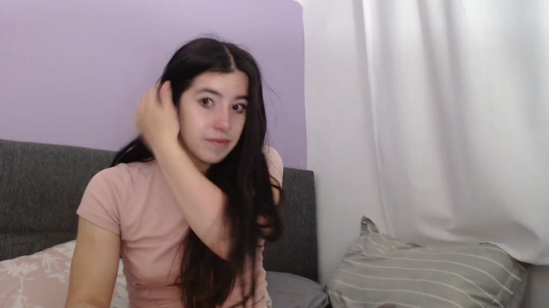 Gallery image thumbnail from Zoe_mill3r's myfreecams stream on, 12/08/2023, 10:25 image 2 of 20