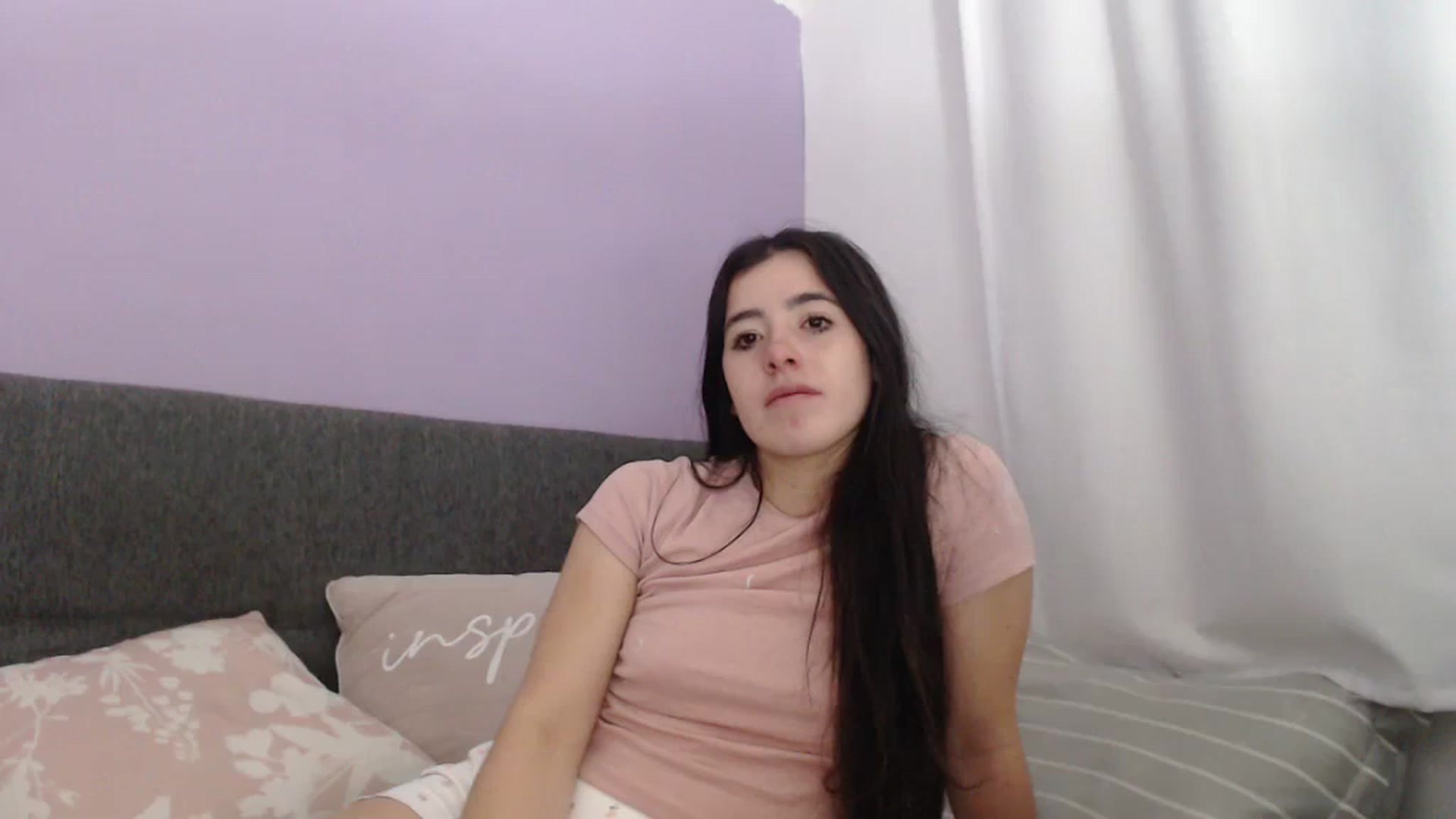 Gallery image thumbnail from Zoe_mill3r's myfreecams stream on, 12/08/2023, 10:25 image 8 of 20