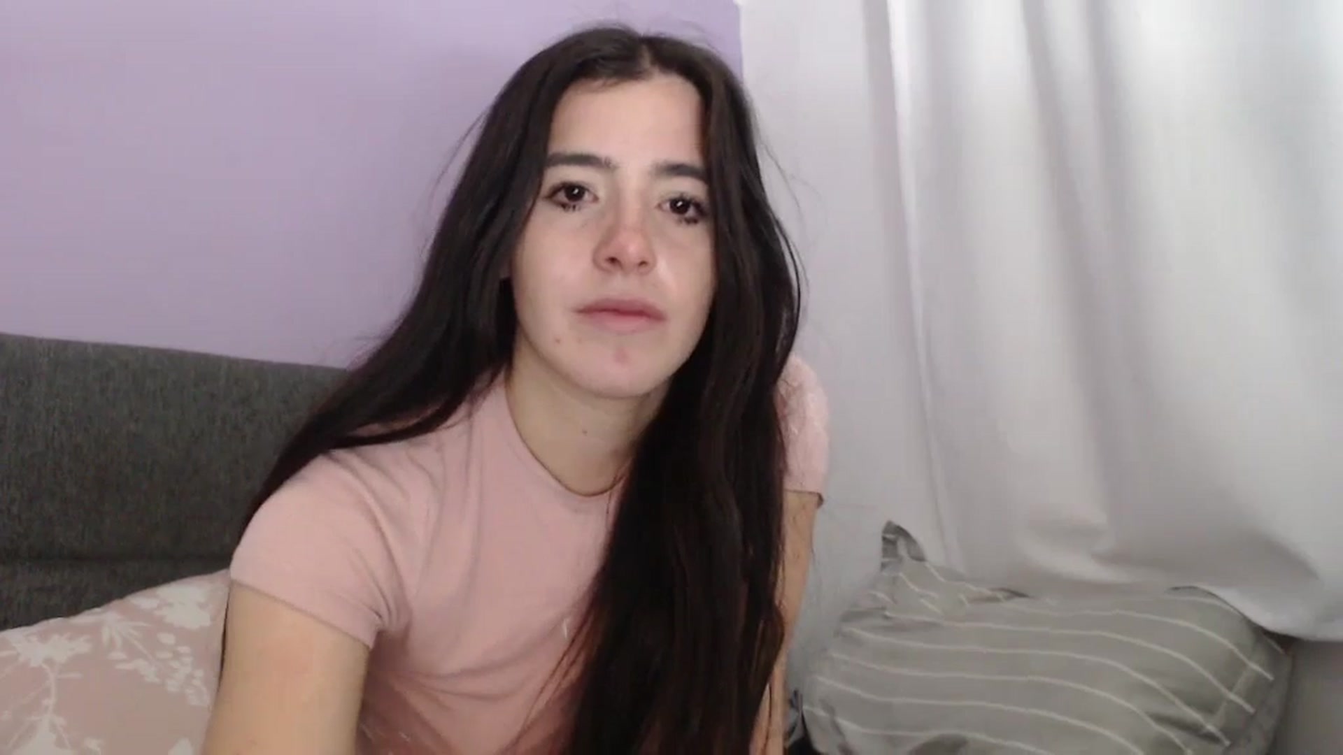 Gallery image thumbnail from Zoe_mill3r's myfreecams stream on, 12/08/2023, 10:25 image 3 of 20