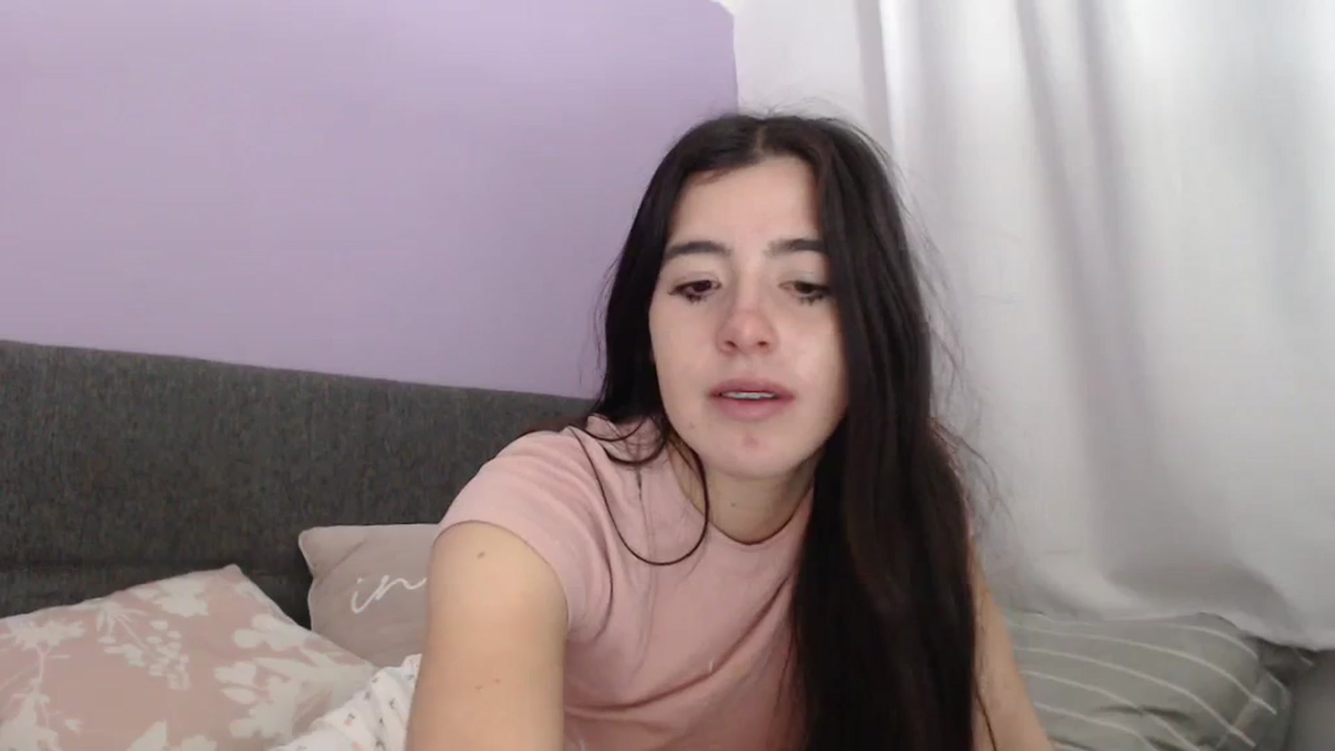 Gallery image thumbnail from Zoe_mill3r's myfreecams stream on, 12/08/2023, 10:25 image 7 of 20