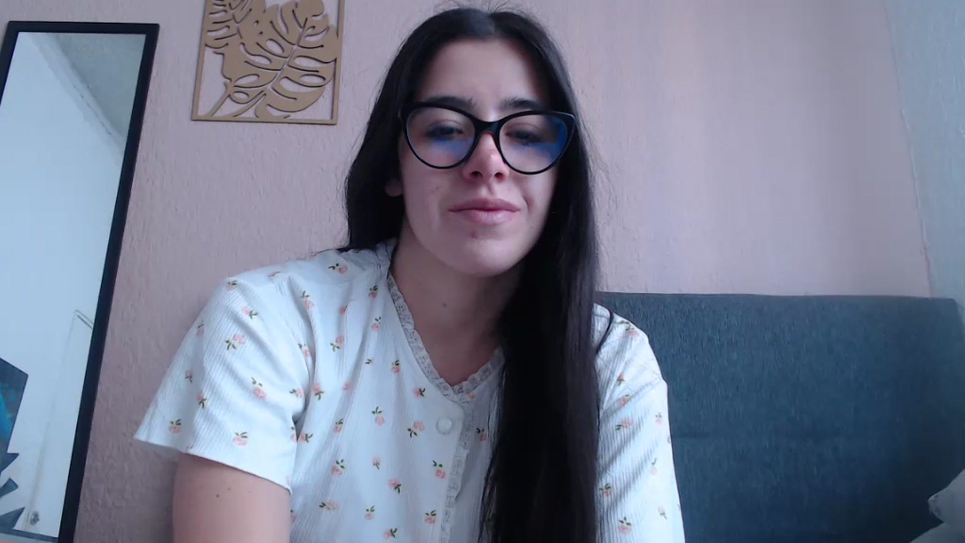 Gallery image thumbnail from Zoe_mill3r's myfreecams stream on, 12/14/2023, 12:13 image 2 of 20