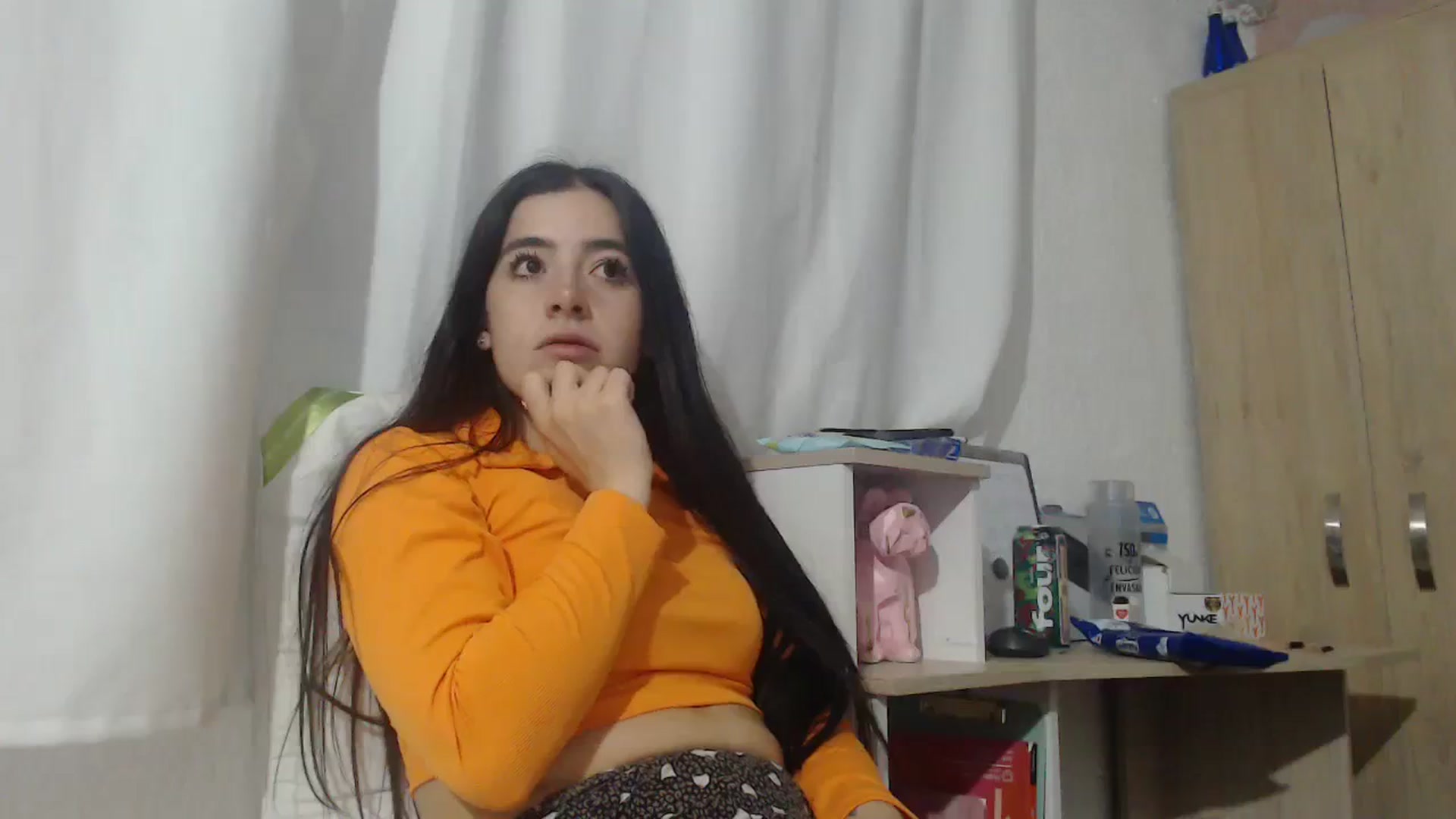 Gallery image thumbnail from Zoe_mill3r's myfreecams stream on, 01/02/2024, 07:02 image 8 of 20