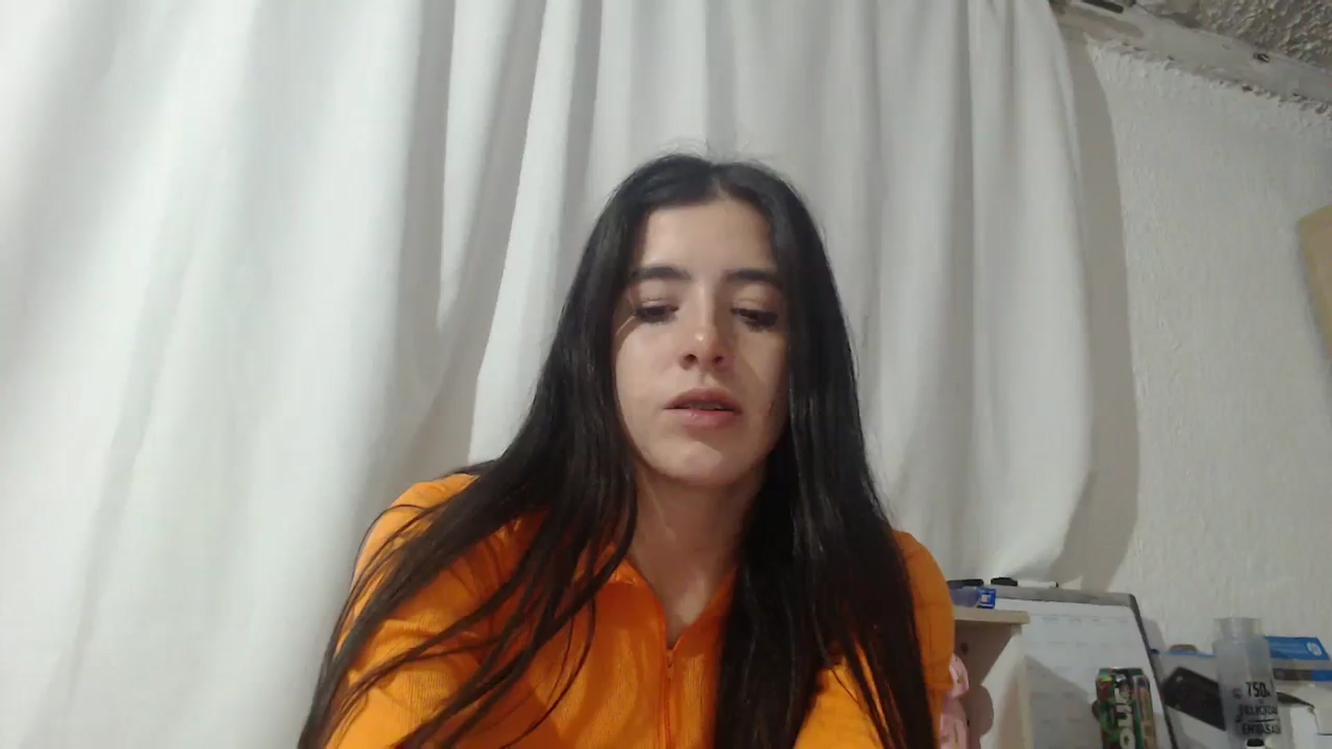 Gallery image thumbnail from Zoe_mill3r's myfreecams stream on, 01/02/2024, 07:02 image 10 of 20
