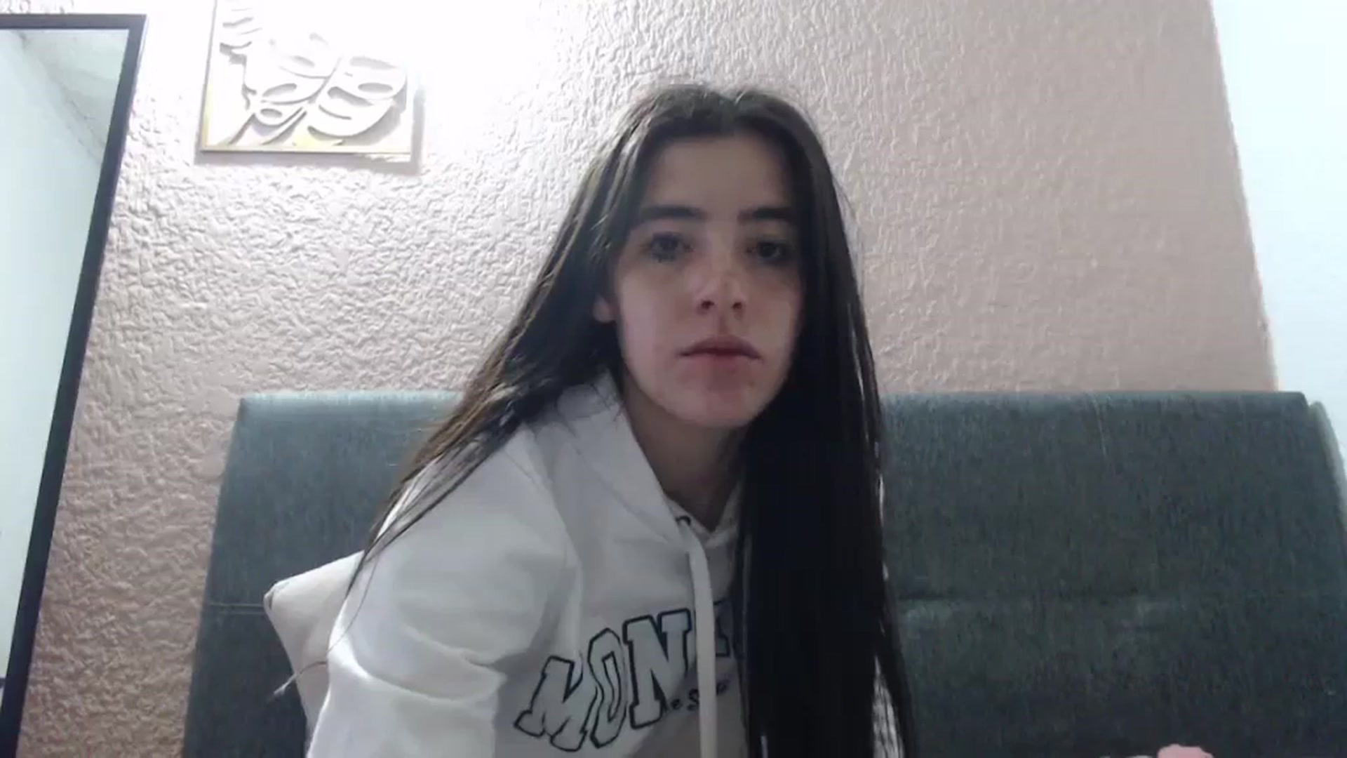 Gallery image thumbnail from Zoe_mill3r's myfreecams stream on, 01/07/2024, 10:10 image 15 of 20