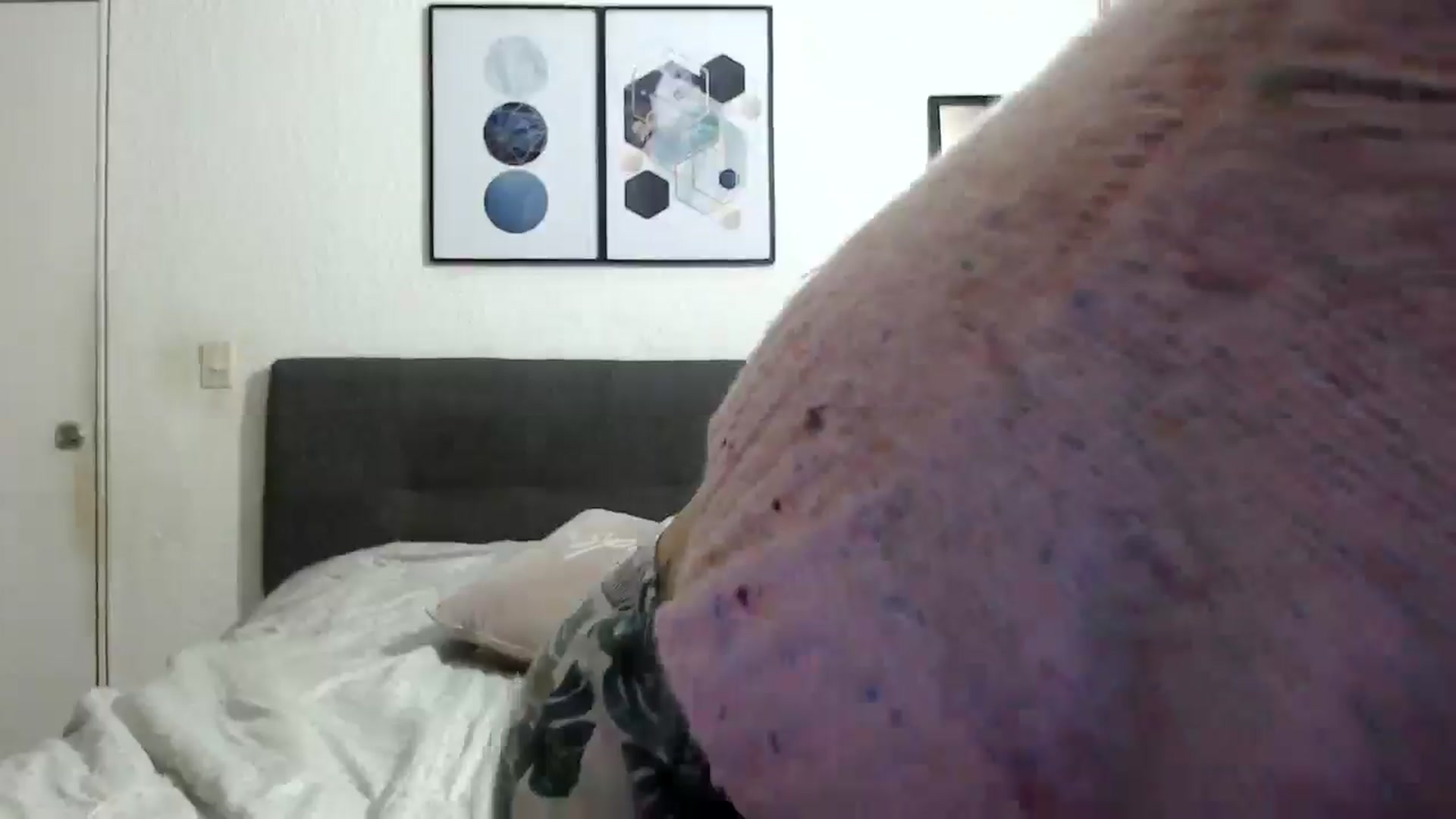Gallery image thumbnail from Zoe_mill3r's myfreecams stream on, 06/24/2024, 10:05 image 10 of 20