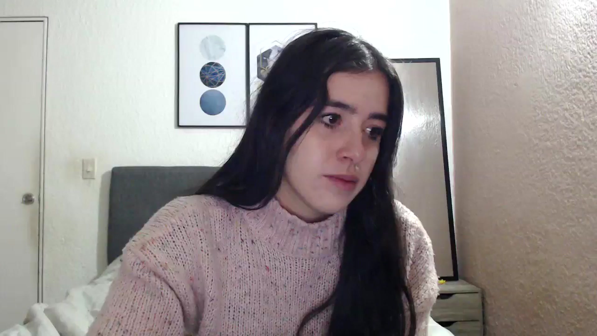 Gallery image thumbnail from Zoe_mill3r's myfreecams stream on, 06/24/2024, 10:05 image 5 of 20