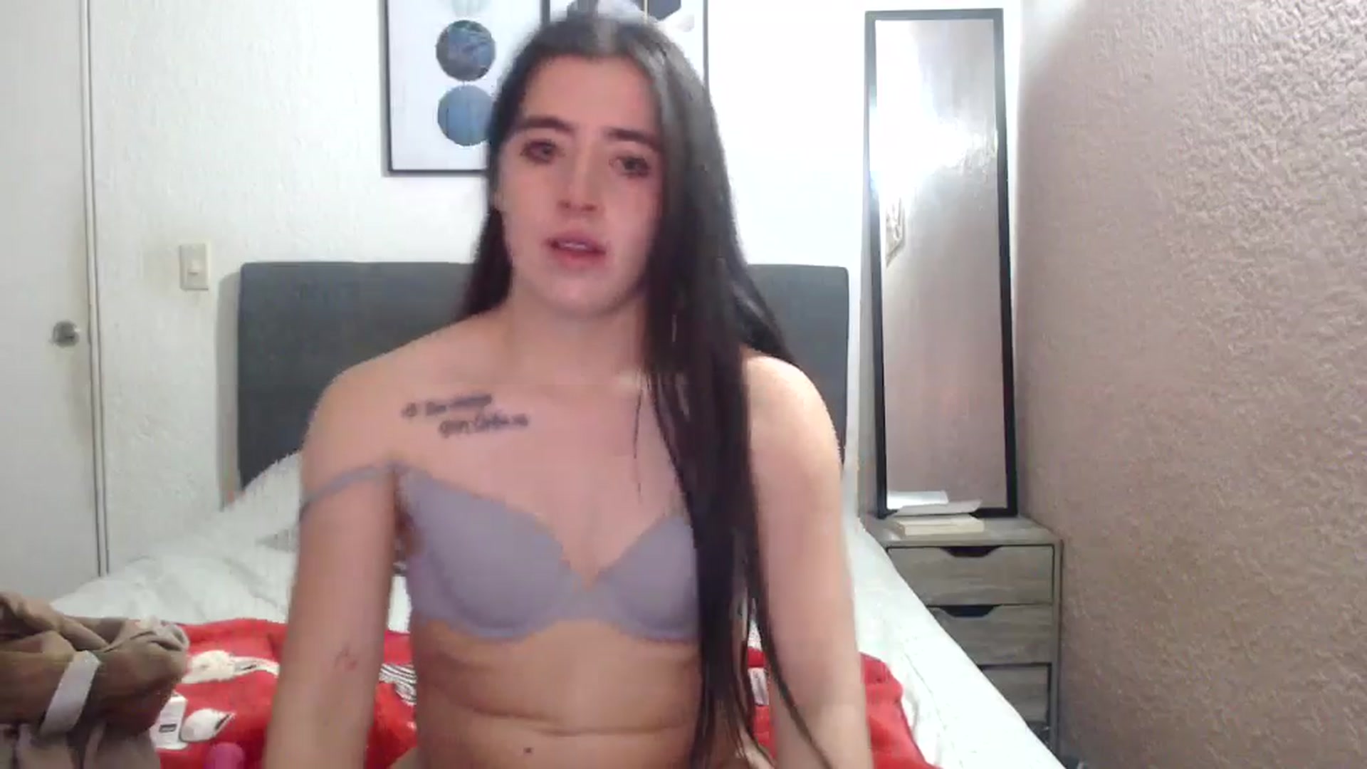 Gallery image thumbnail from Zoe_mill3r's myfreecams stream on, 07/08/2024, 24:00 image 13 of 20