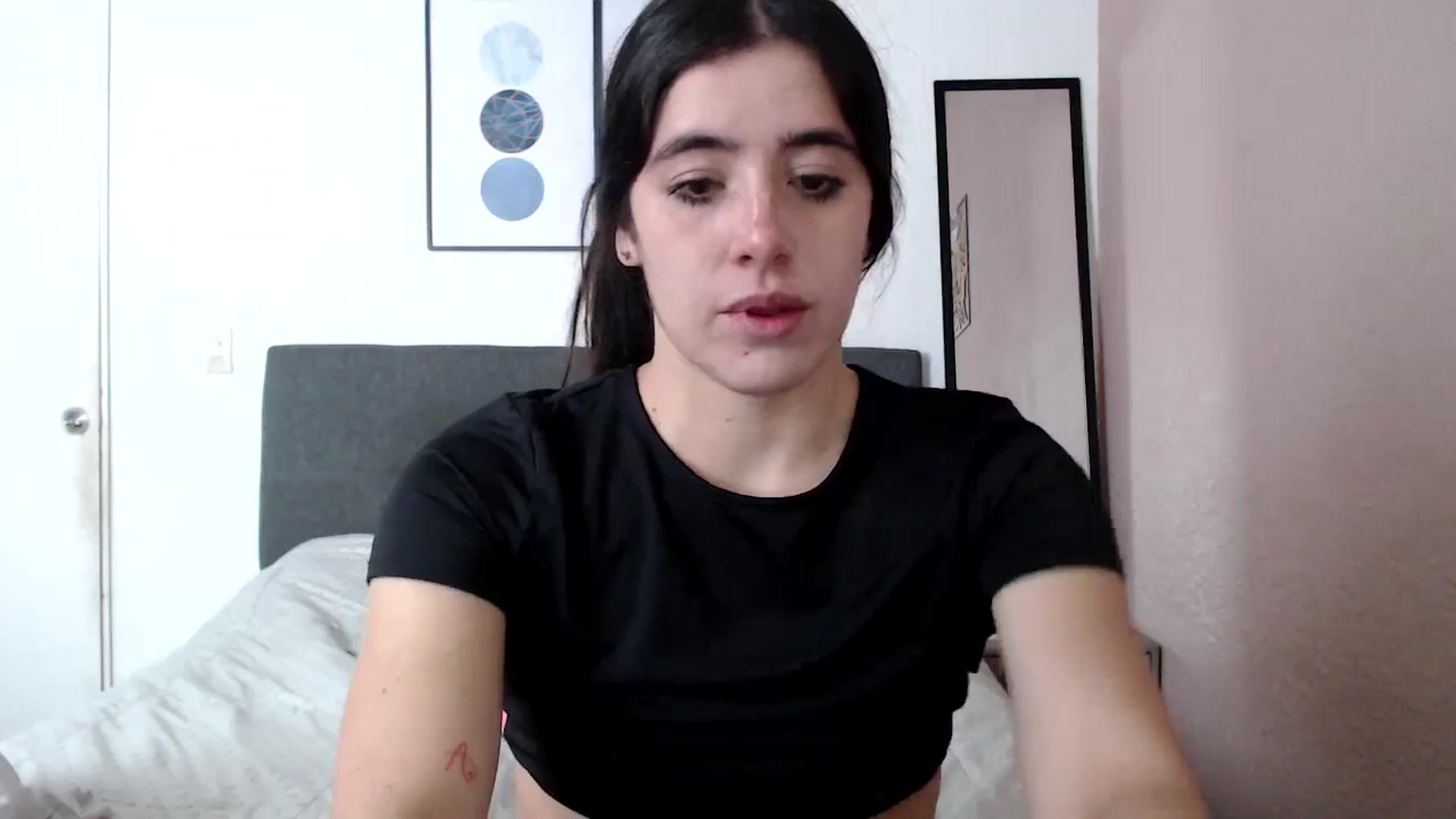 Gallery image thumbnail from Zoe_mill3r's myfreecams stream on, 07/10/2024, 18:11 image 2 of 20