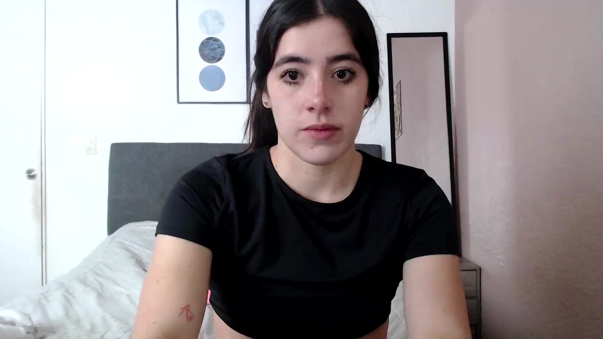 Gallery image thumbnail from Zoe_mill3r's myfreecams stream on, 07/10/2024, 18:11 image 3 of 20