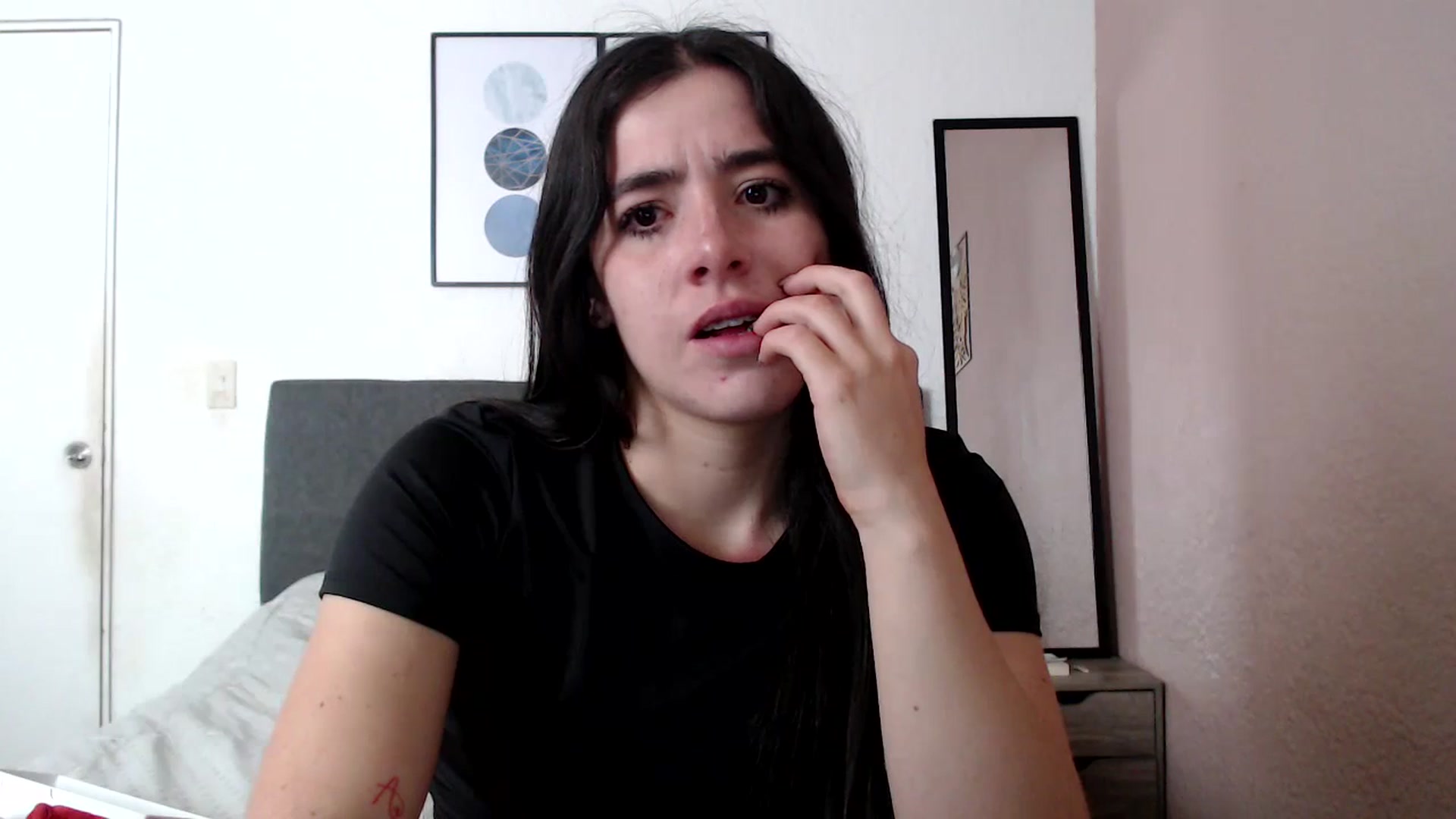 Gallery image thumbnail from Zoe_mill3r's myfreecams stream on, 07/10/2024, 18:11 image 12 of 20
